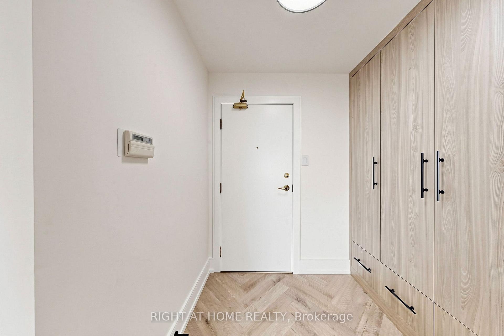 Photo 40 of Unit 1506, 7 Townsgate Drive, Vaughan, Crestwood-Springfarm-Yorkhill — HOMEH