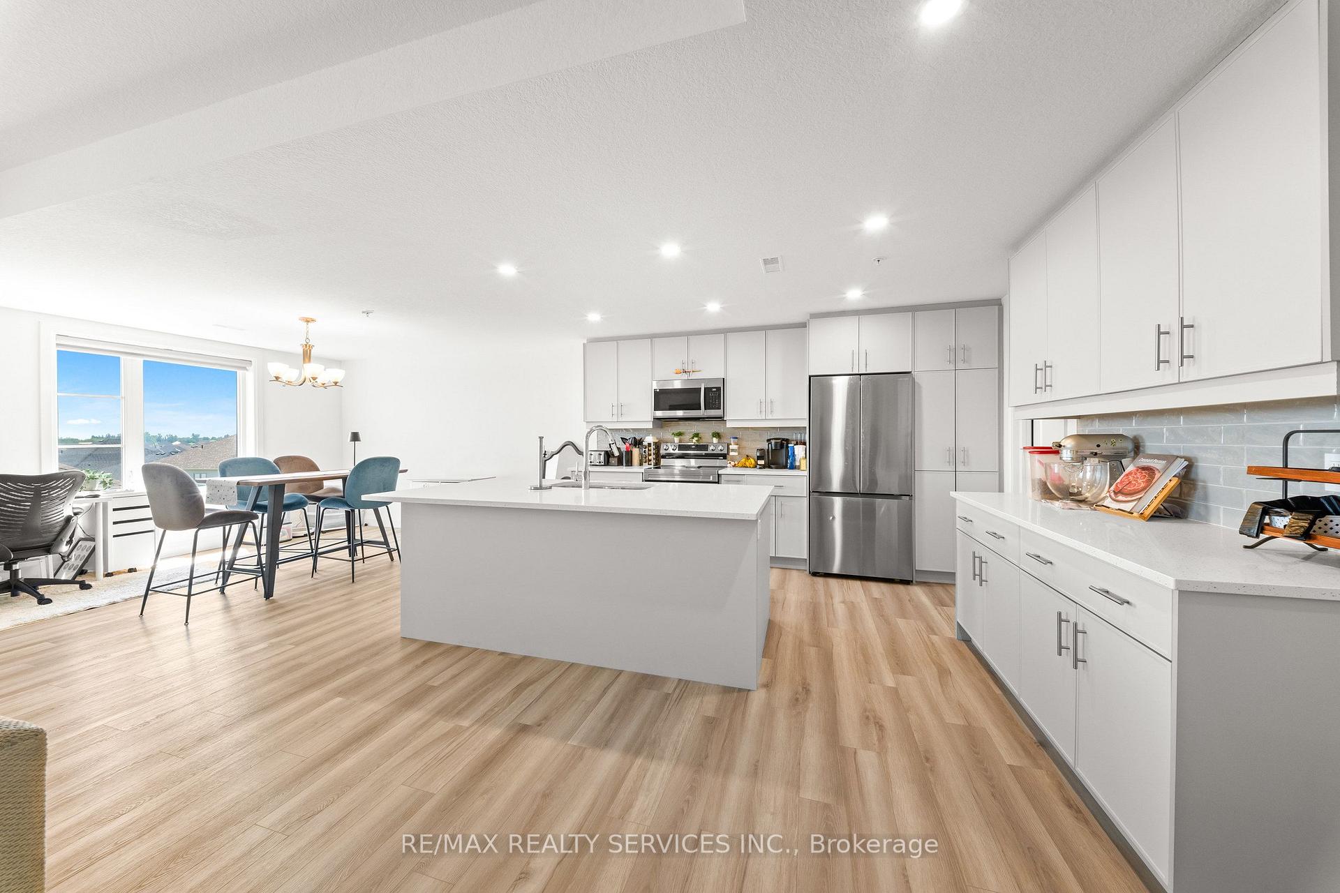 Photo 12 of Unit 304, 99B Farley Road, Centre Wellington, Fergus — HOMEH