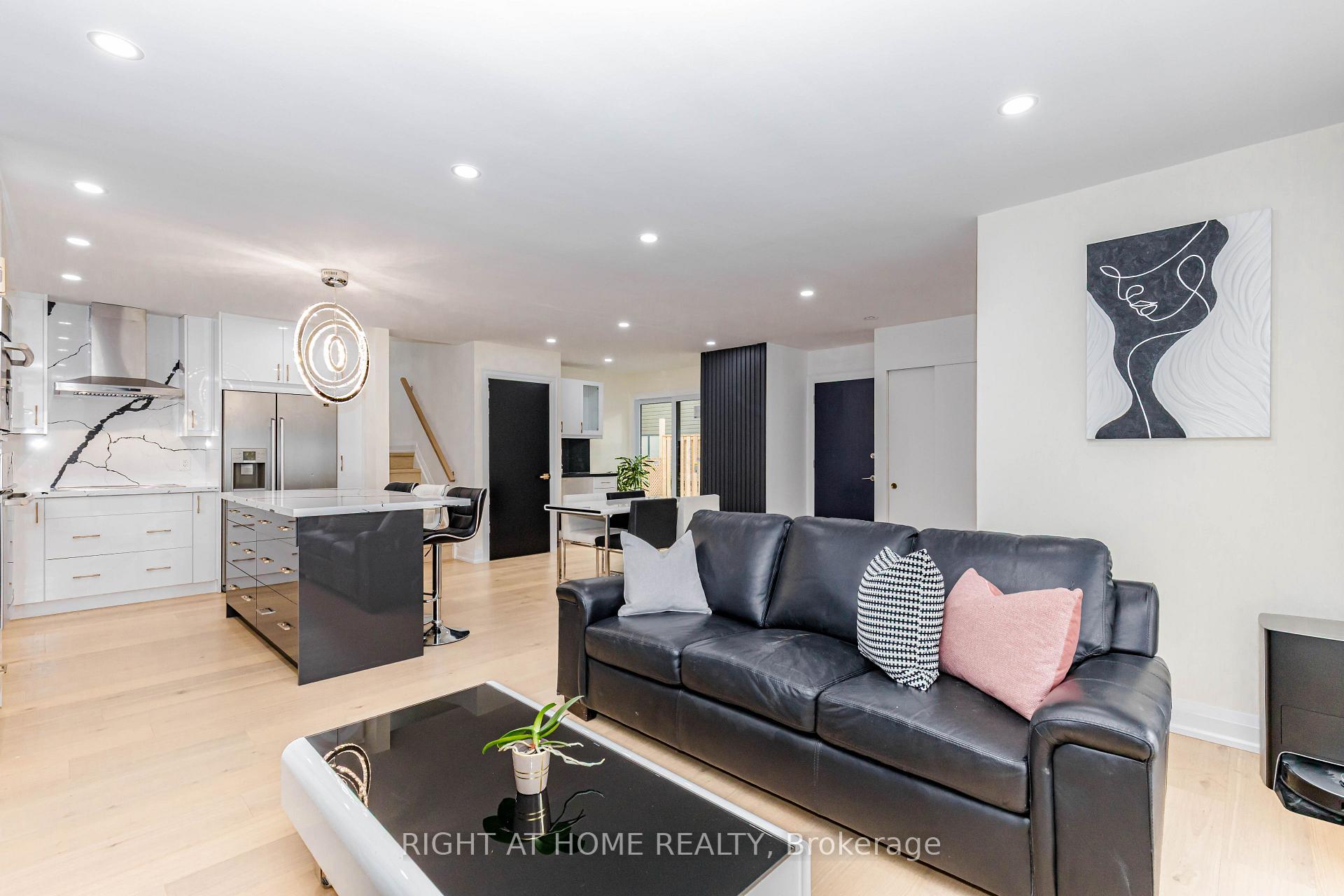 Photo 20 of 2358 Arnold Crescent, Burlington, Brant Hills — HOMEH