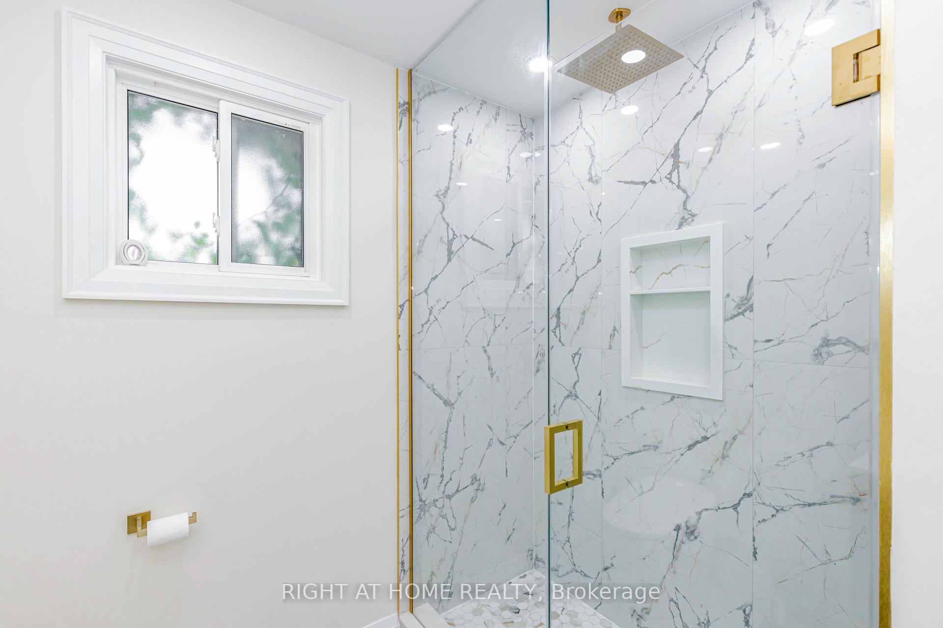 Photo 28 of 2358 Arnold Crescent, Burlington, Brant Hills — HOMEH