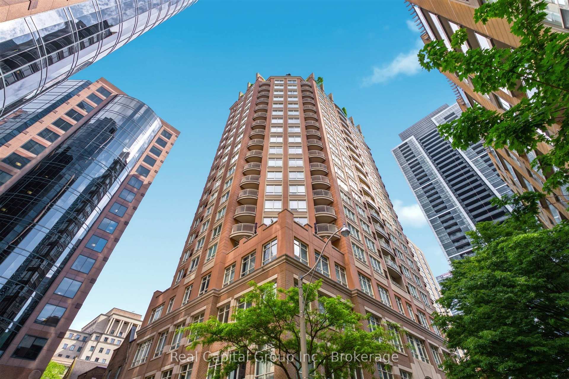 Photo of Unit 705, 100 Hayden Street