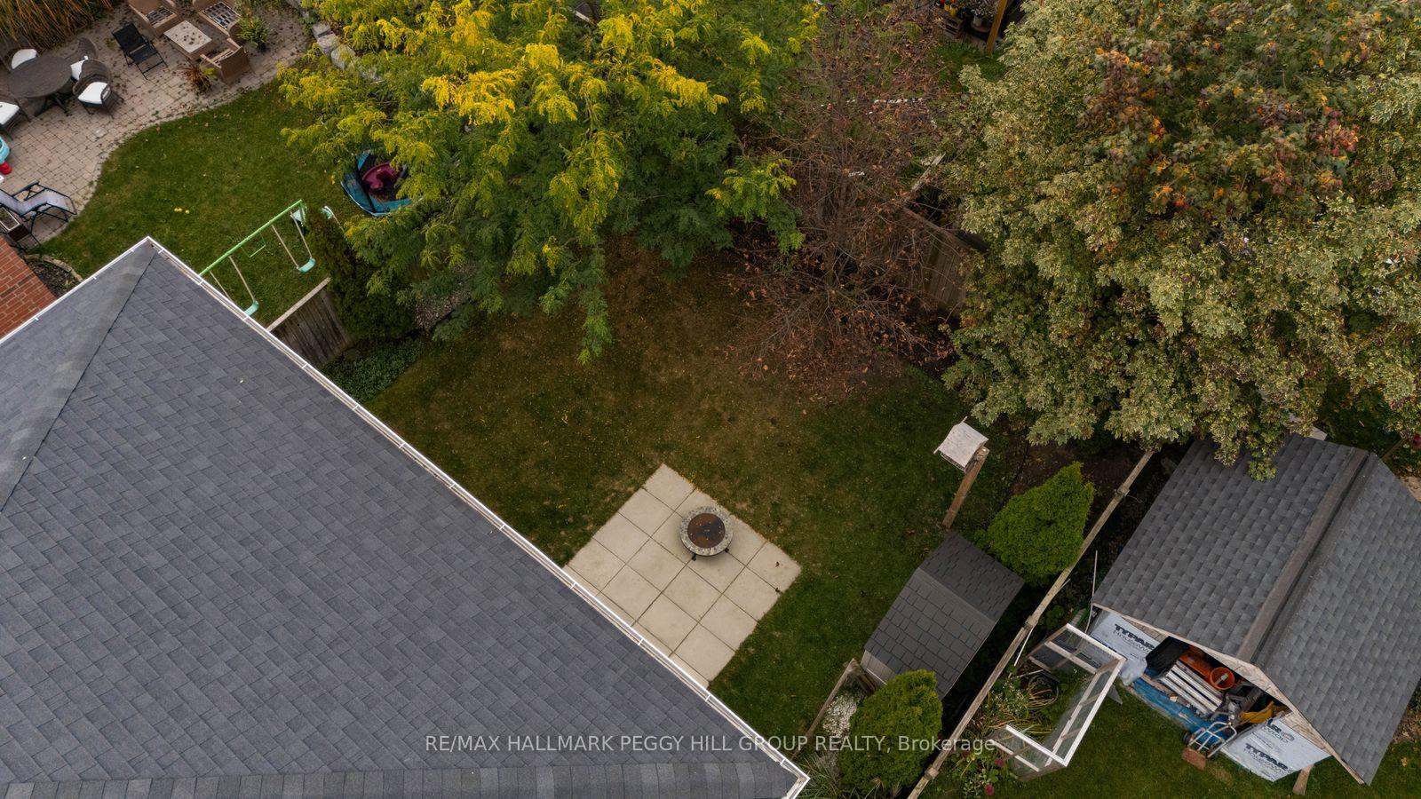 Photo 24 of 53 Tudor Crescent, Barrie, Innis-Shore — HOMEH