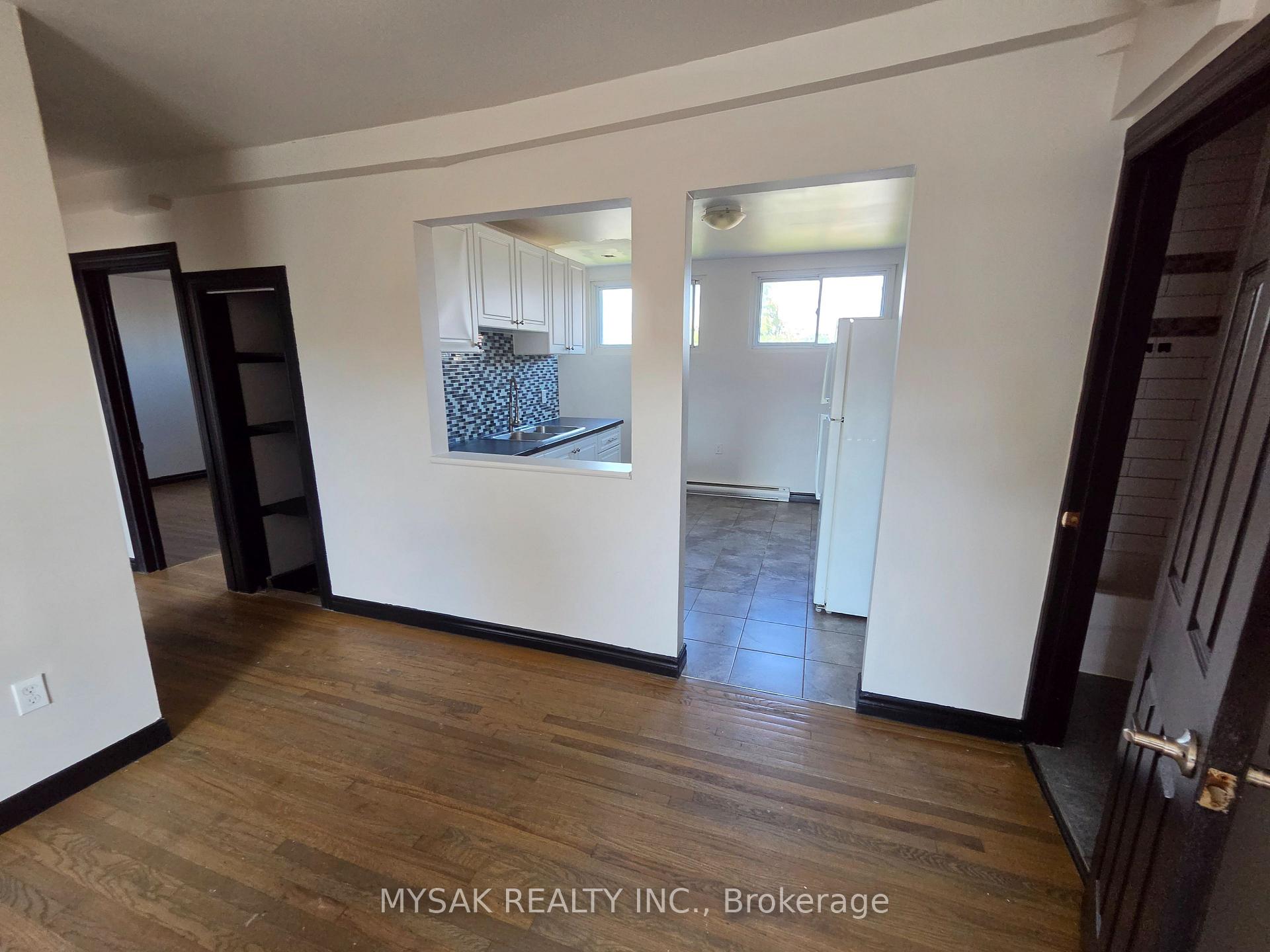 Photo 3 of 455 King William Street, Hamilton, Landsdale — HOMEH