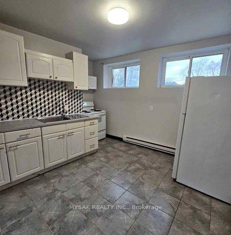 Photo 13 of 455 King William Street, Hamilton, Landsdale — HOMEH