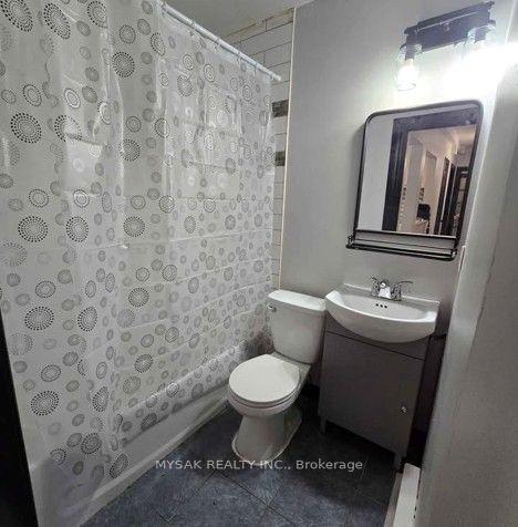 Photo 16 of 455 King William Street, Hamilton, Landsdale — HOMEH