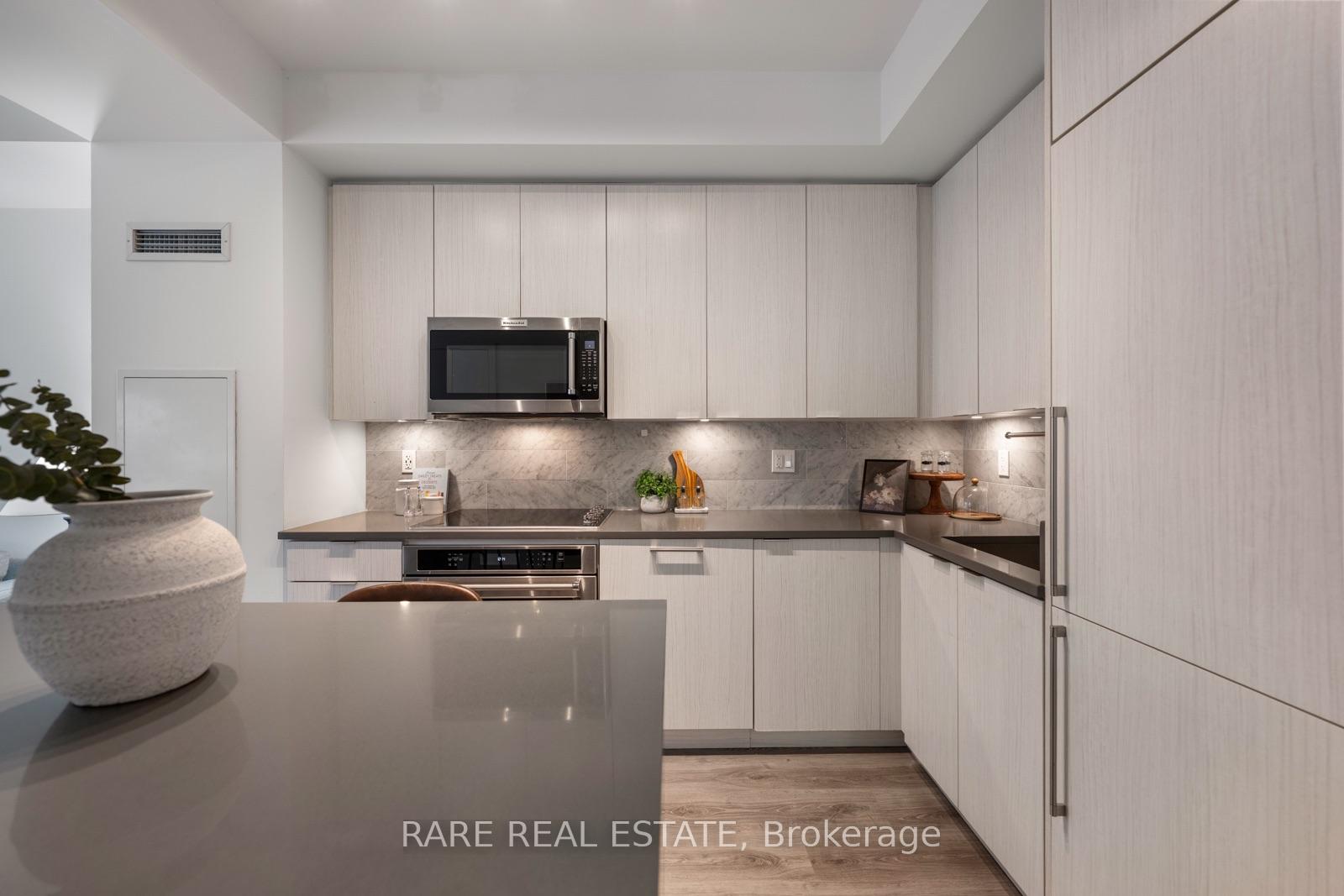 Photo 6 of Unit 528, 38 Ianuzzi Street, Toronto, Niagara — HOMEH