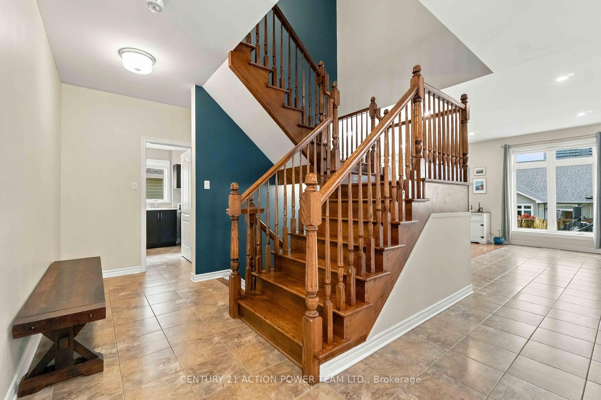 Photo 10 of 703 Mashkig Avenue E, Ottawa, Camelot — HOMEH