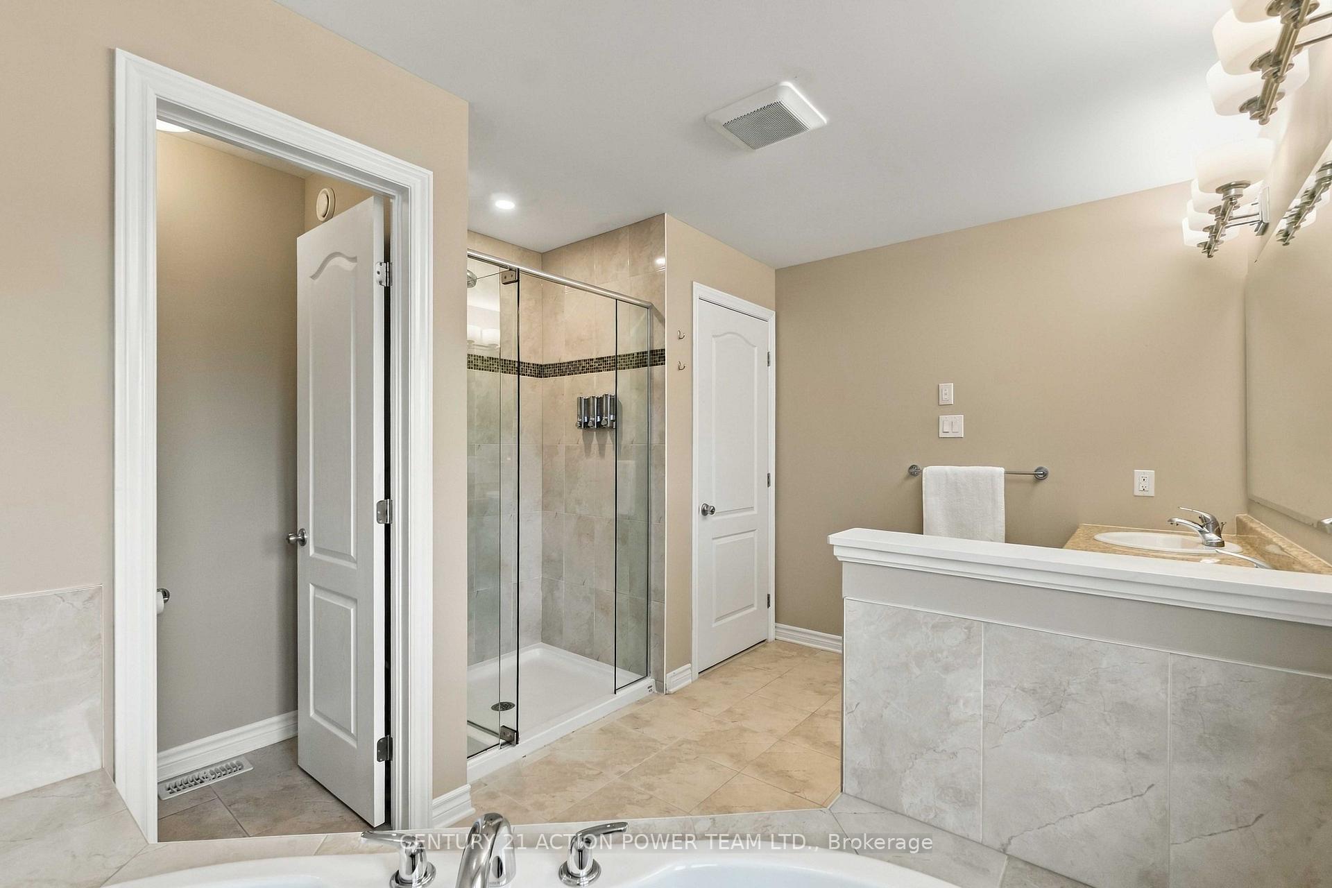 Photo 26 of 703 Mashkig Avenue E, Ottawa, Camelot — HOMEH