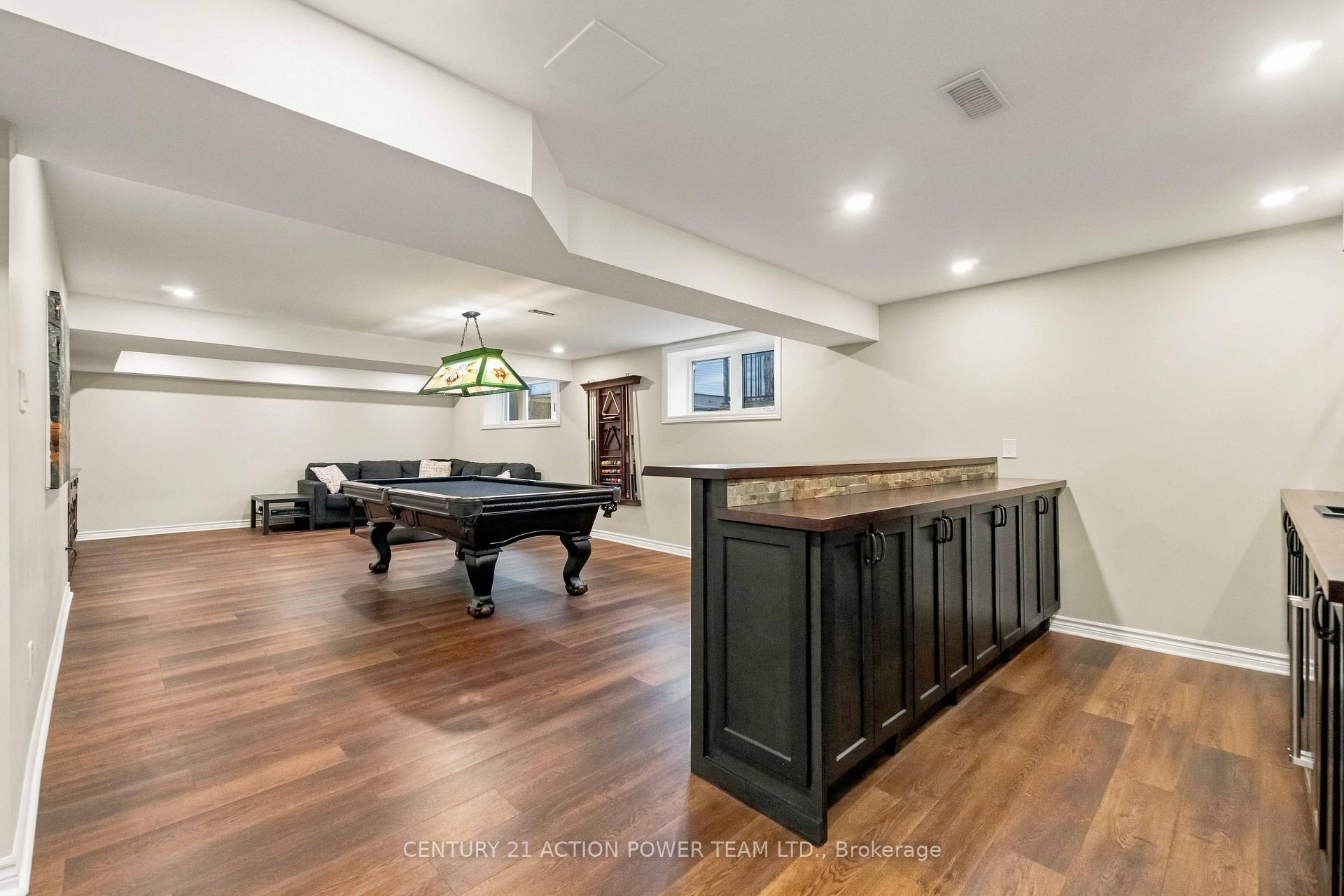 Photo 45 of 703 Mashkig Avenue E, Ottawa, Camelot — HOMEH