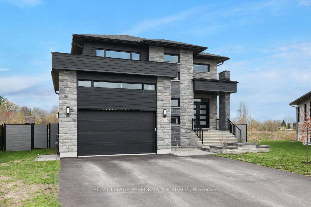 Photo 2 of 541 Barrage Street, Casselman, Casselman — HOMEH