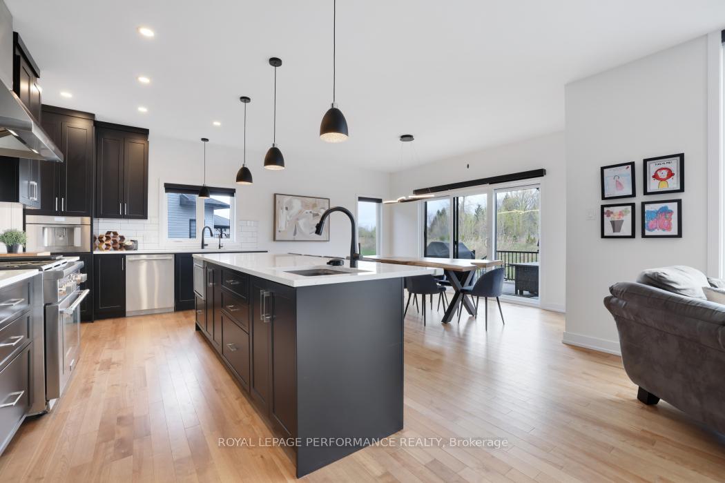 Photo 6 of 541 Barrage Street, Casselman, Casselman — HOMEH