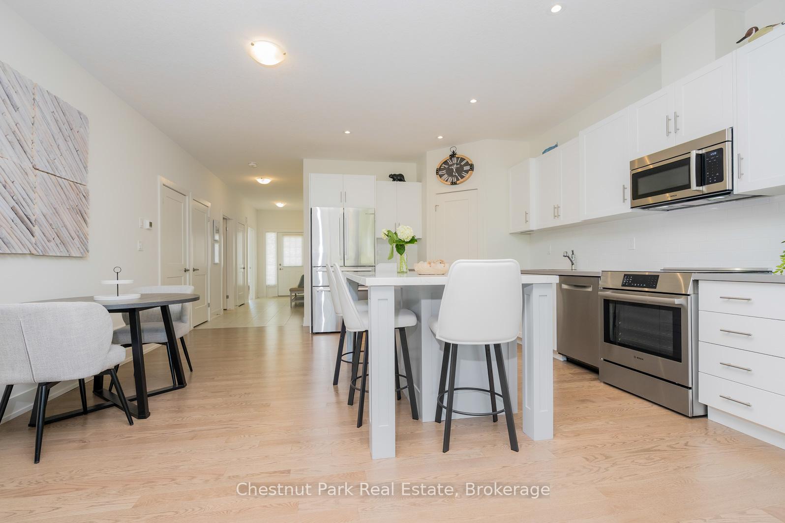 Photo 7 of 161 Hawthorn Crescent, Georgian Bluffs — HOMEH