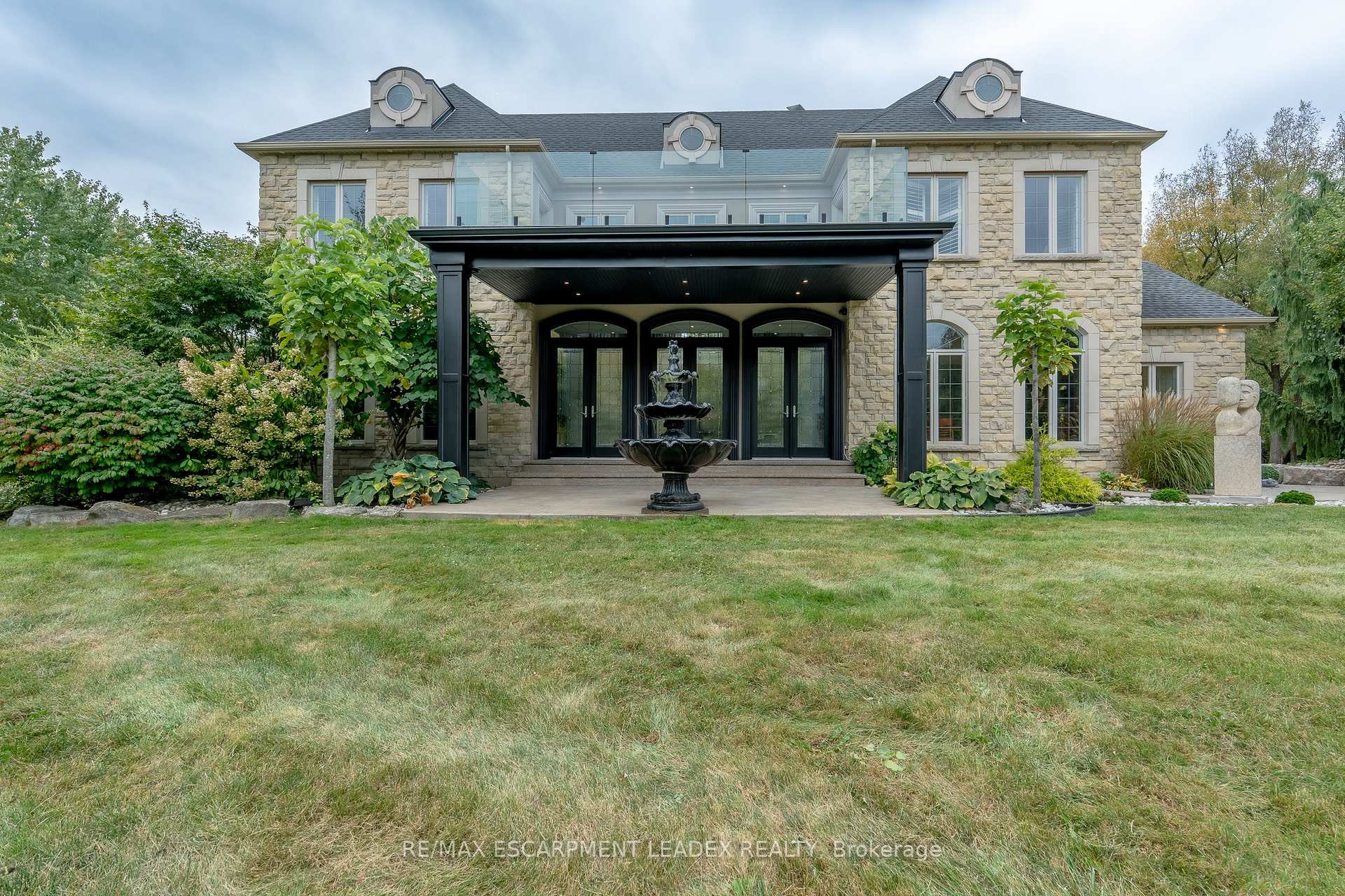 Photo 21 of 740 Fiddlers Green Road, Hamilton, Ancaster — HOMEH