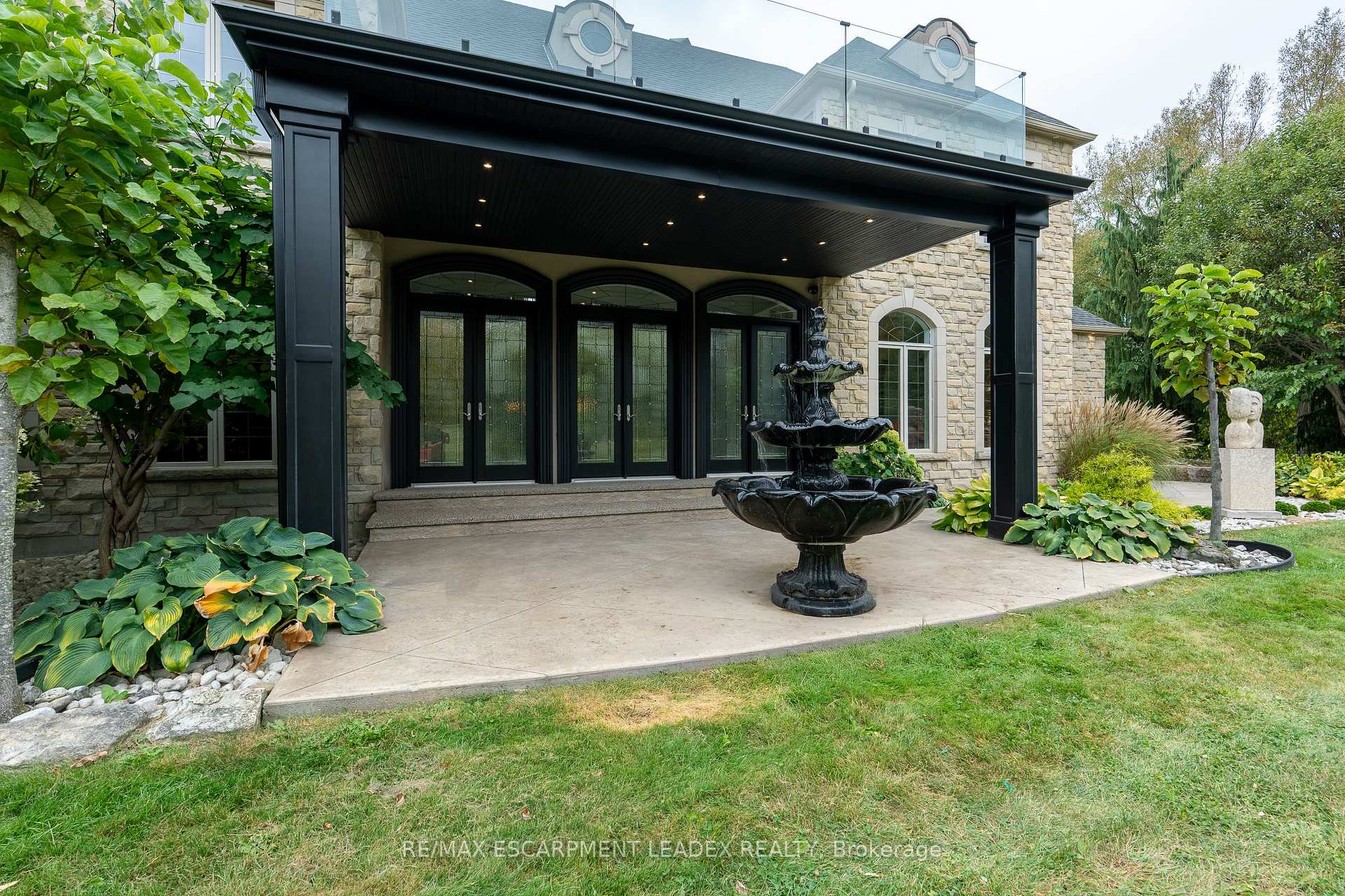 Photo 22 of 740 Fiddlers Green Road, Hamilton, Ancaster — HOMEH