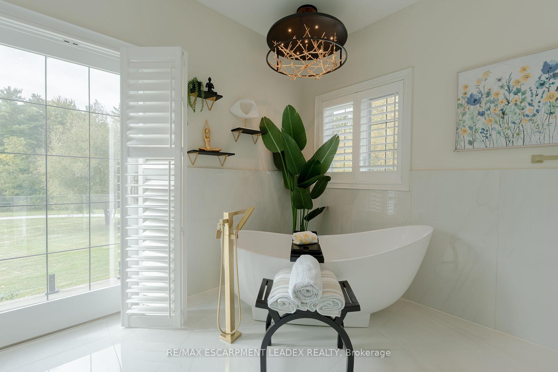 Photo 38 of 740 Fiddlers Green Road, Hamilton, Ancaster — HOMEH
