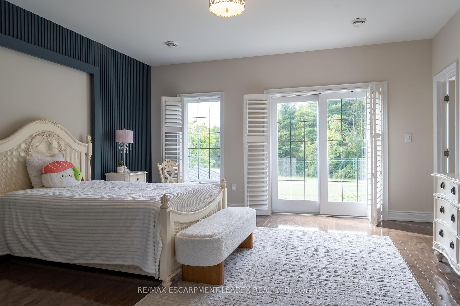 Photo 41 of 740 Fiddlers Green Road, Hamilton, Ancaster — HOMEH