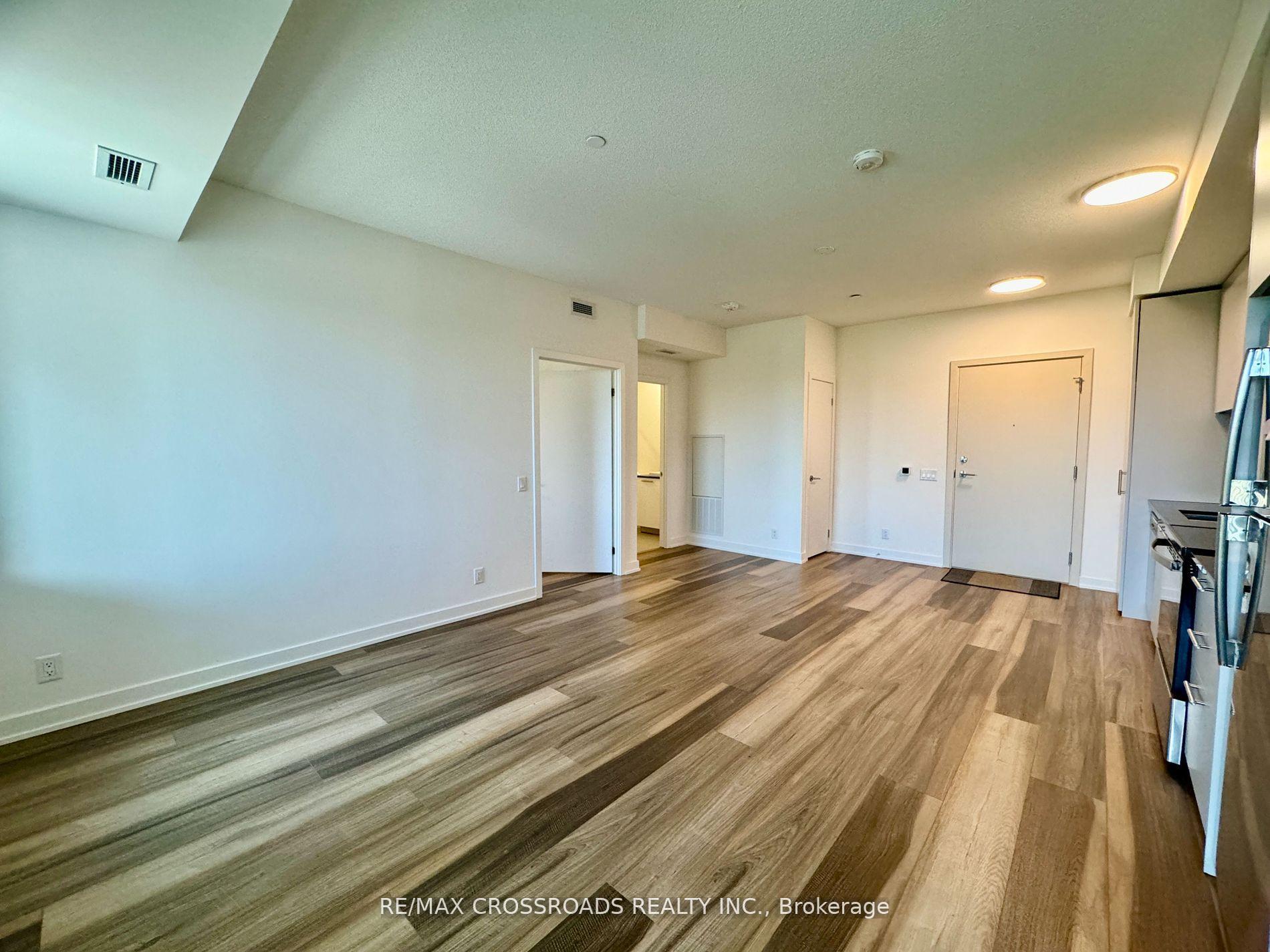 Photo 12 of Unit 239, 101 Cathedral High Street, Markham, Devil's Elbow — HOMEH