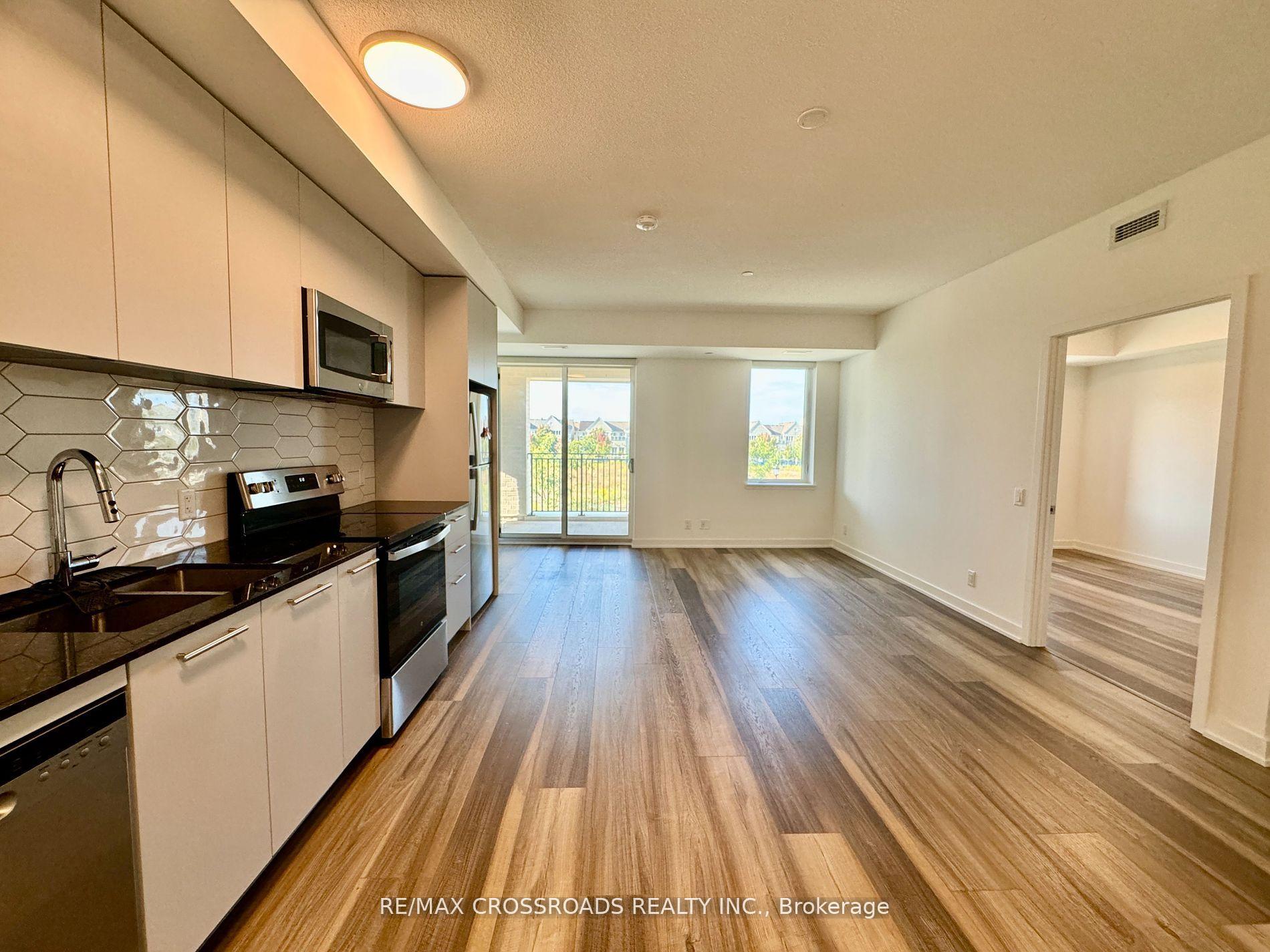 Photo 13 of Unit 239, 101 Cathedral High Street, Markham, Devil's Elbow — HOMEH