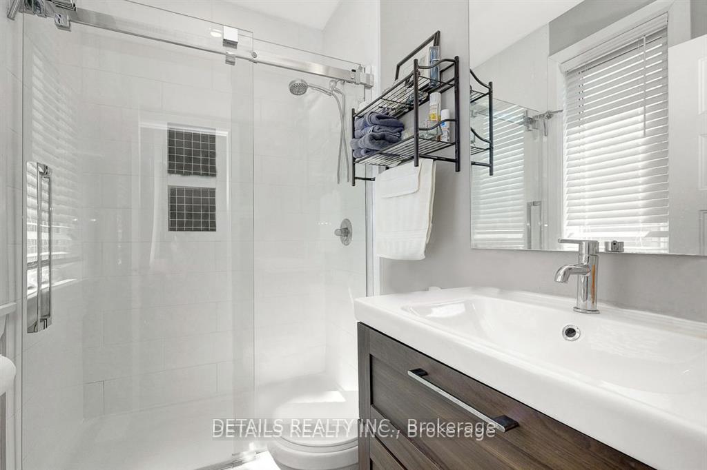 Photo 12 of Unit A - Upper Unit, 2565A Page Road, Ottawa, Chapel Hill South - Orleans Village — HOMEH