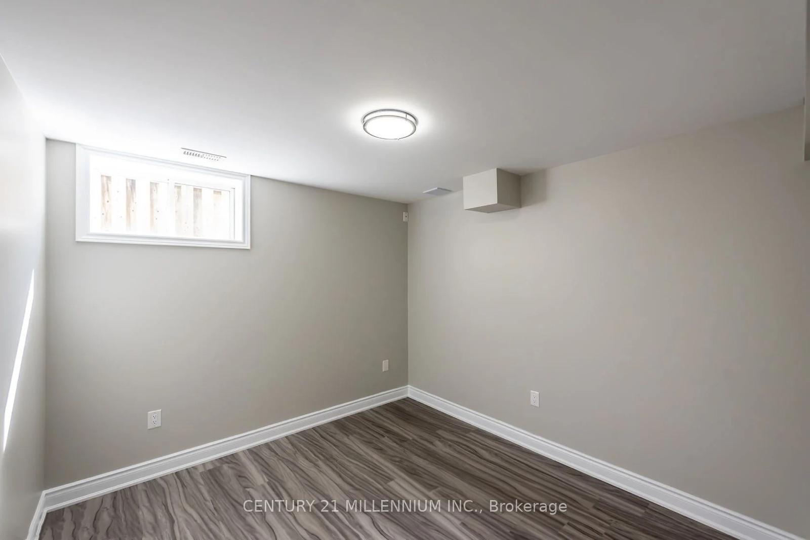Photo 6 of 52 Marion Street, Hamilton, Mount Hope — HOMEH