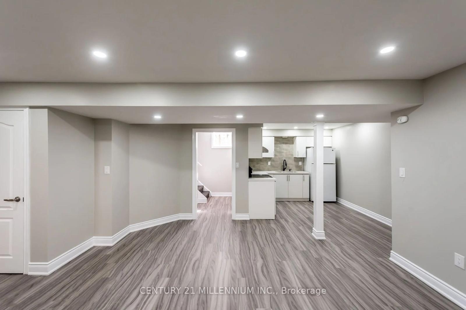 Photo 14 of 52 Marion Street, Hamilton, Mount Hope — HOMEH
