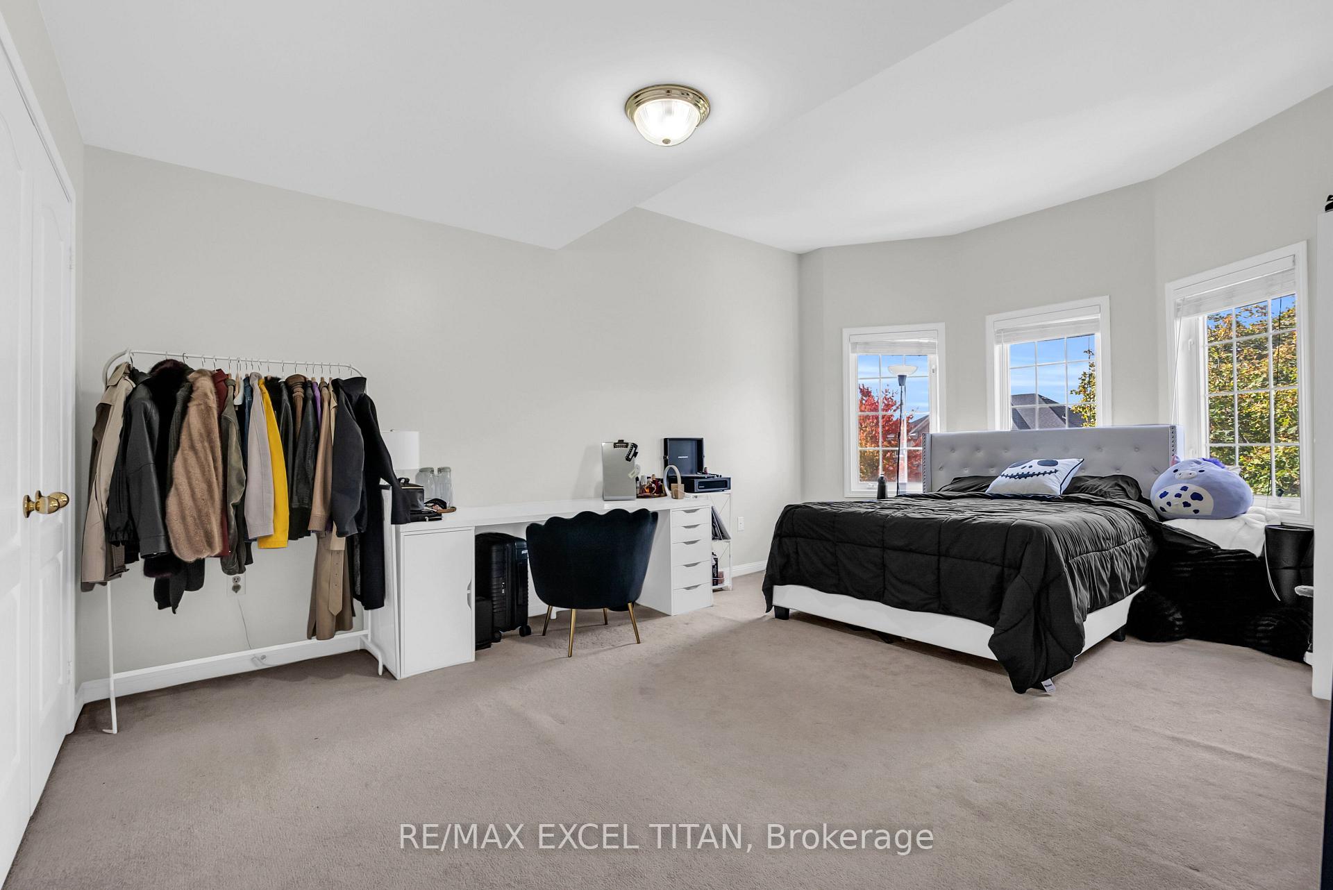 Photo 36 of 7 Braydon Boulevard, Brampton, Vales of Castlemore — HOMEH