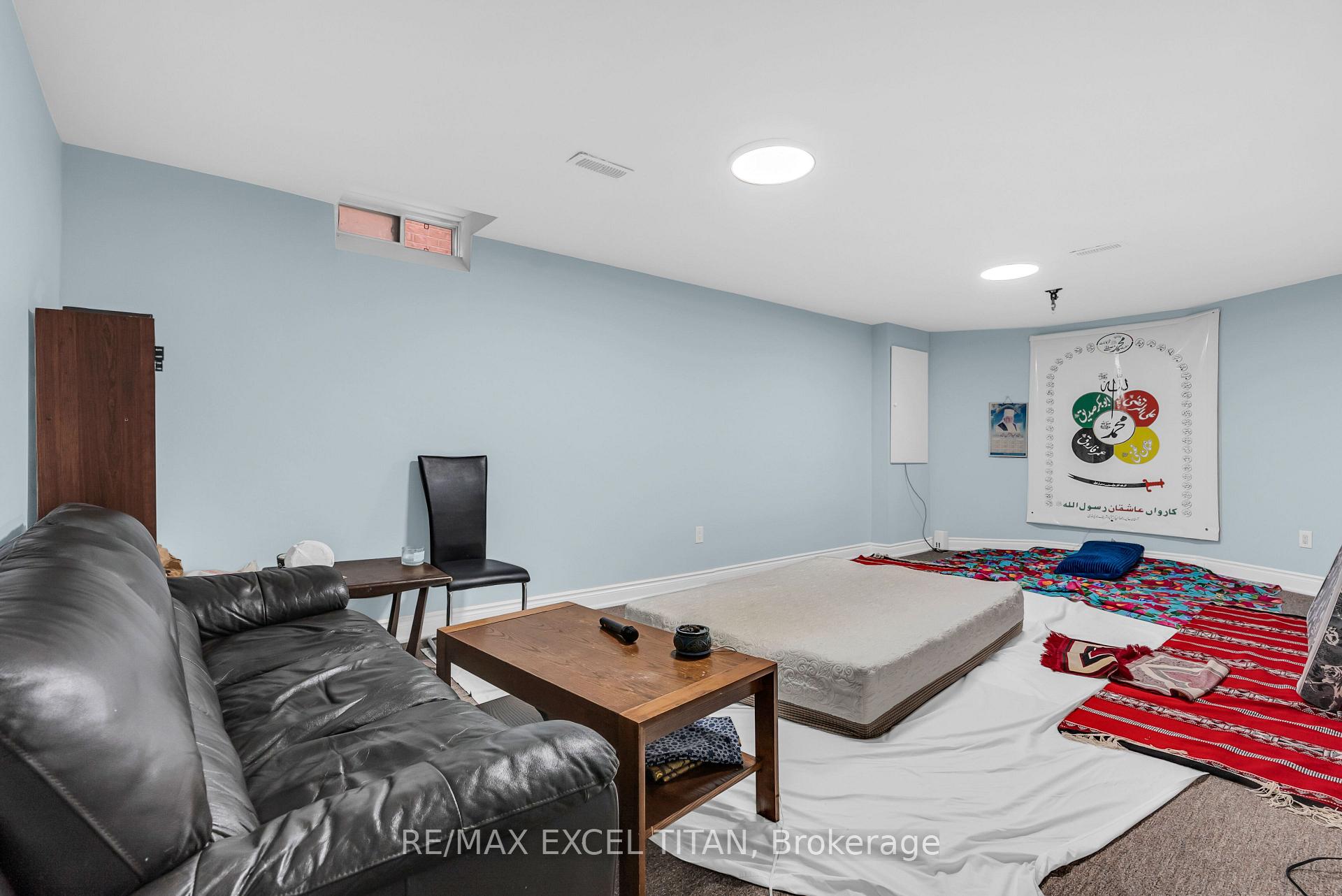 Photo 39 of 7 Braydon Boulevard, Brampton, Vales of Castlemore — HOMEH