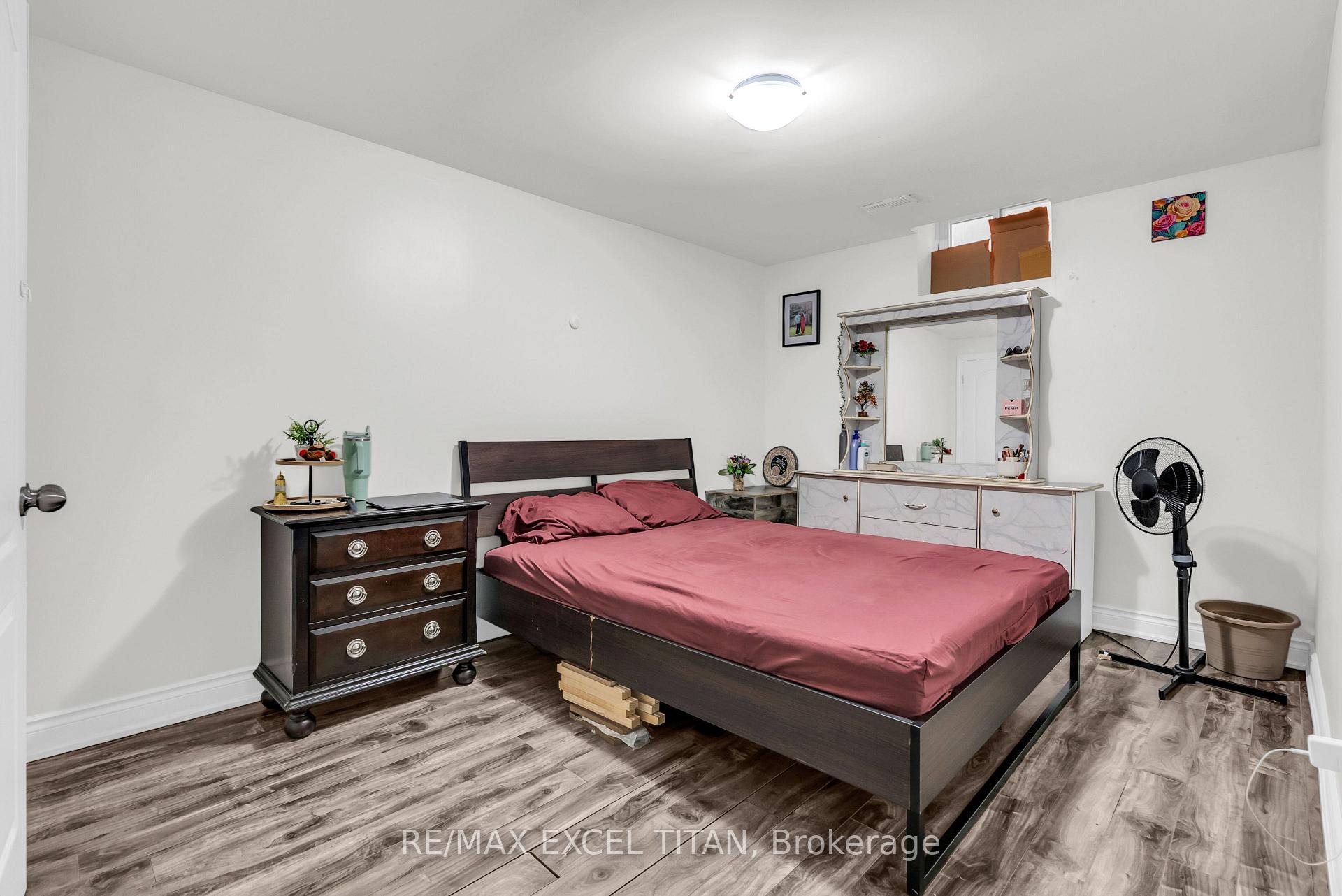 Photo 44 of 7 Braydon Boulevard, Brampton, Vales of Castlemore — HOMEH