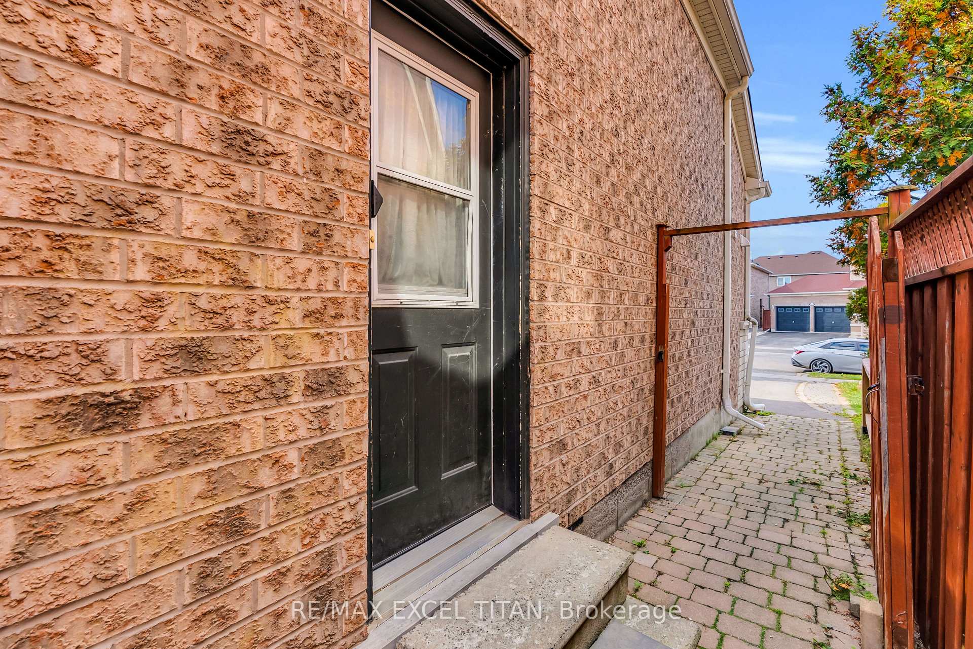 Photo 47 of 7 Braydon Boulevard, Brampton, Vales of Castlemore — HOMEH