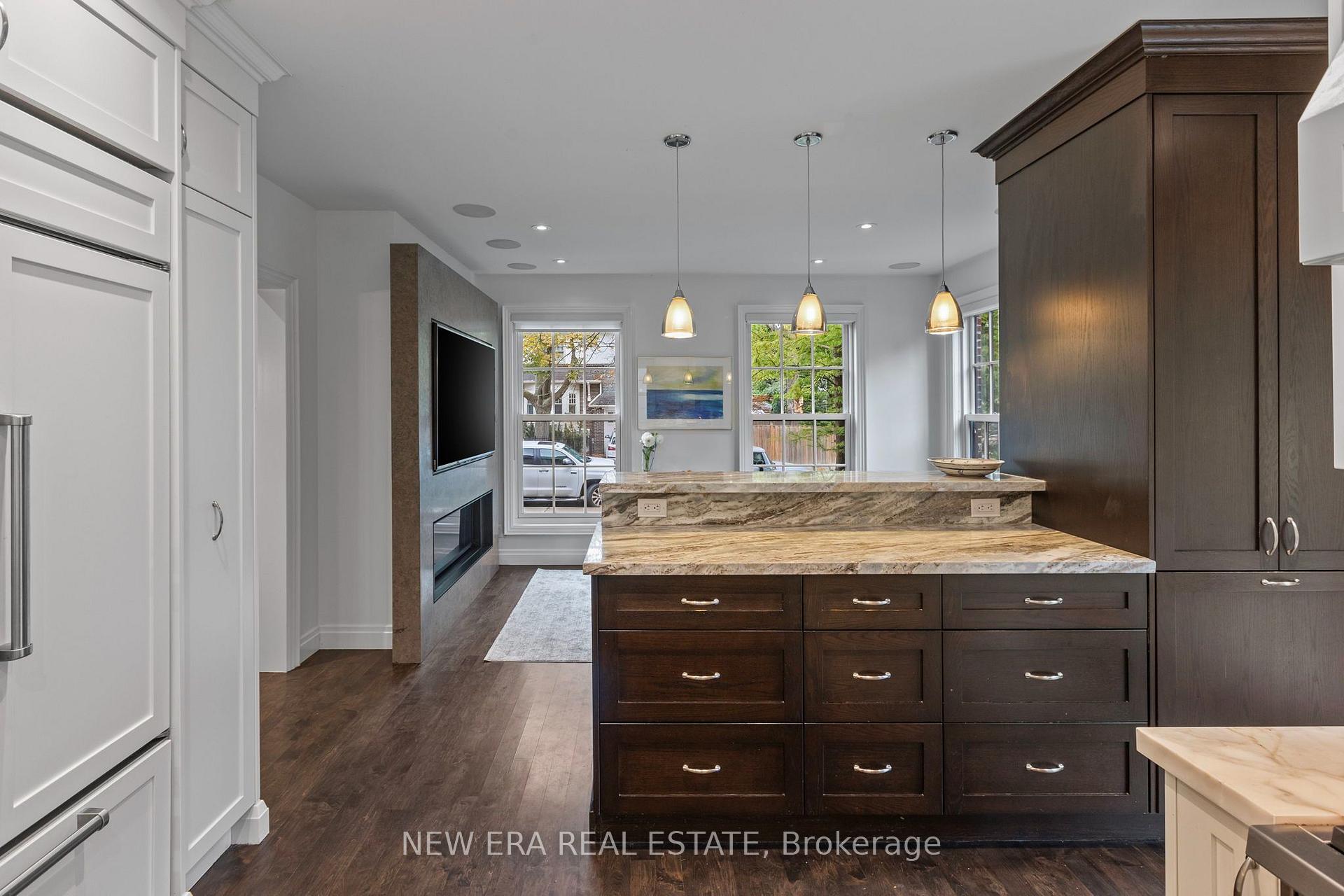 Photo 10 of 171 Glengrove Avenue W, Toronto, Lawrence Park South — HOMEH