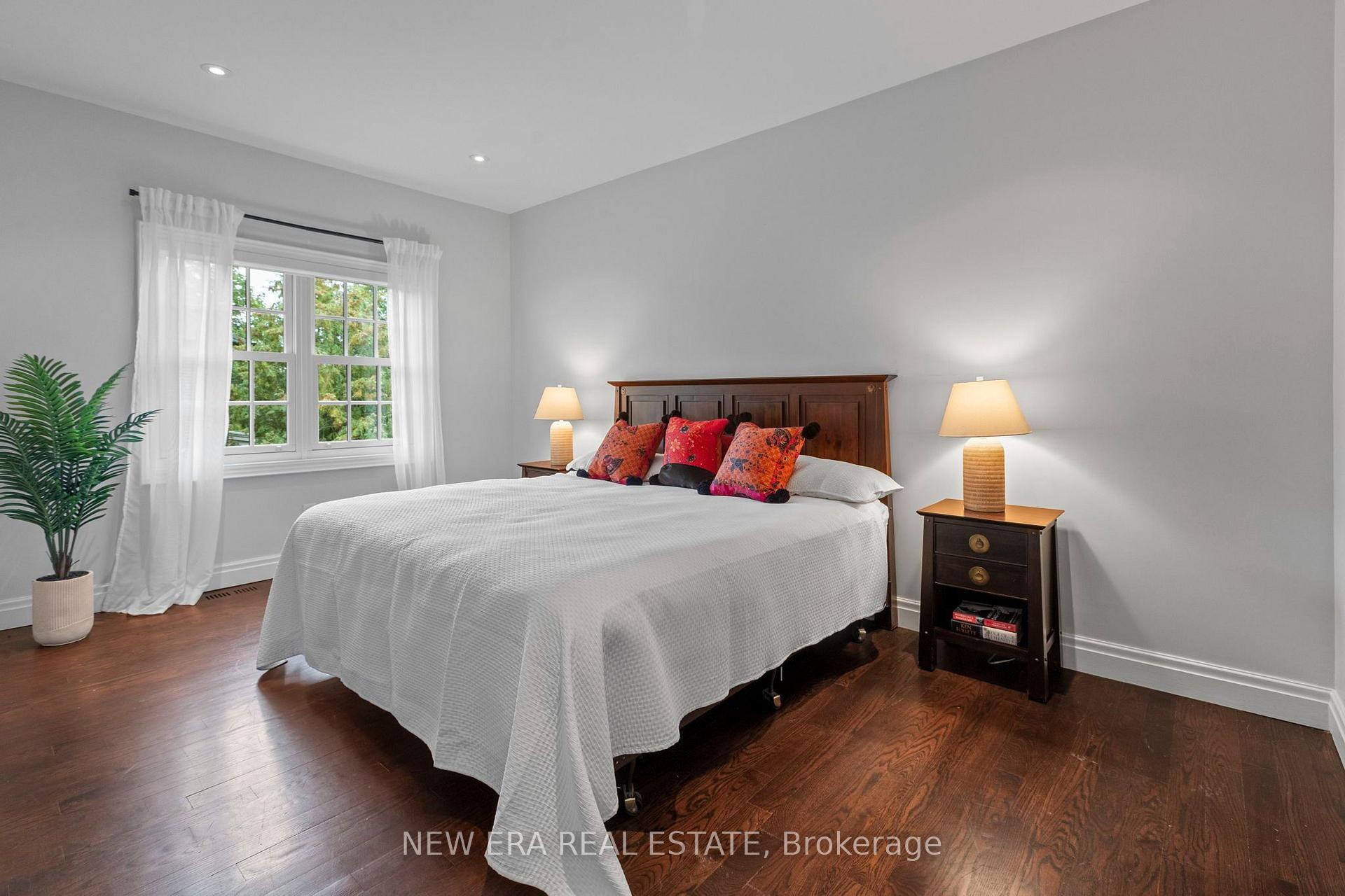 Photo 21 of 171 Glengrove Avenue W, Toronto, Lawrence Park South — HOMEH
