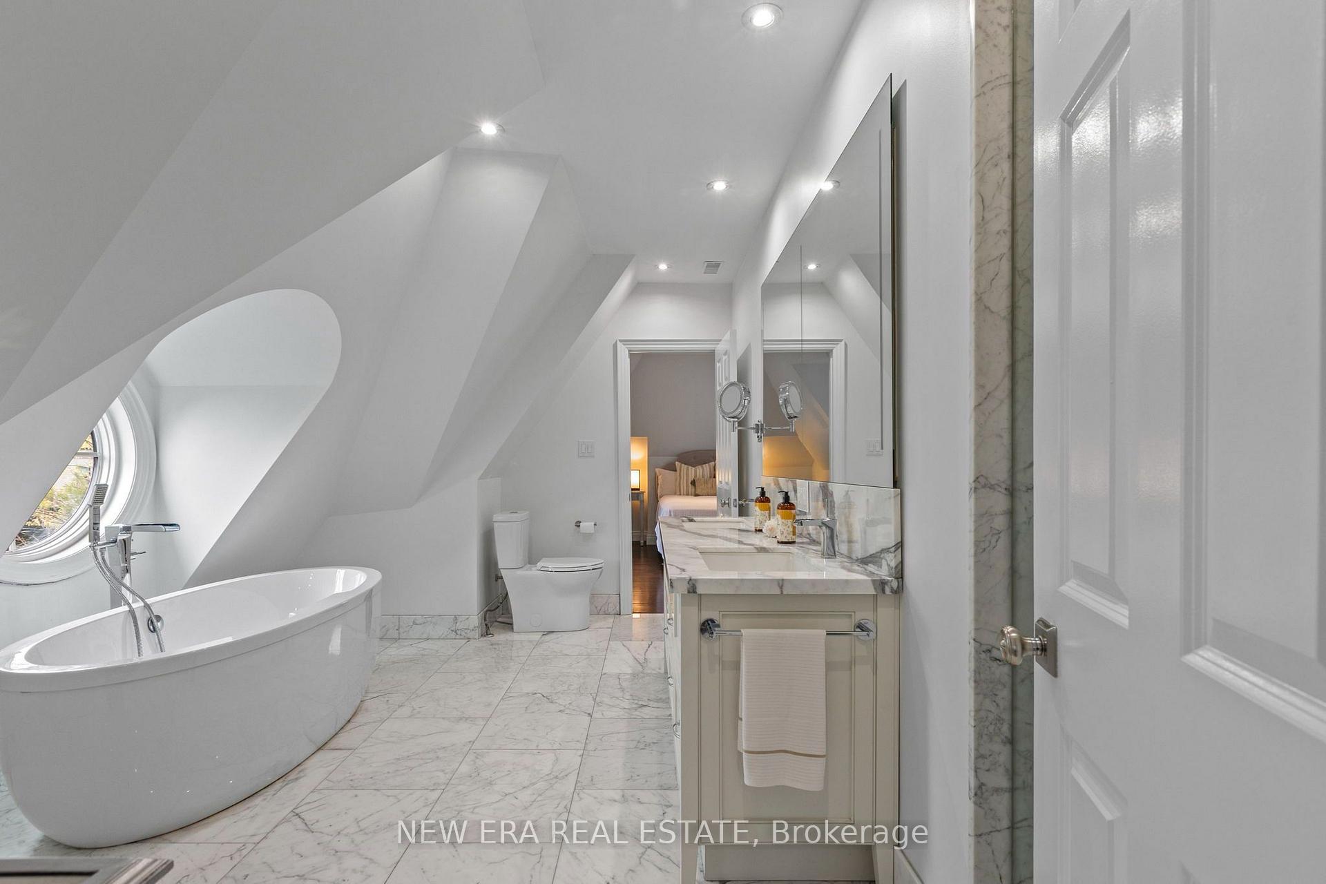 Photo 30 of 171 Glengrove Avenue W, Toronto, Lawrence Park South — HOMEH