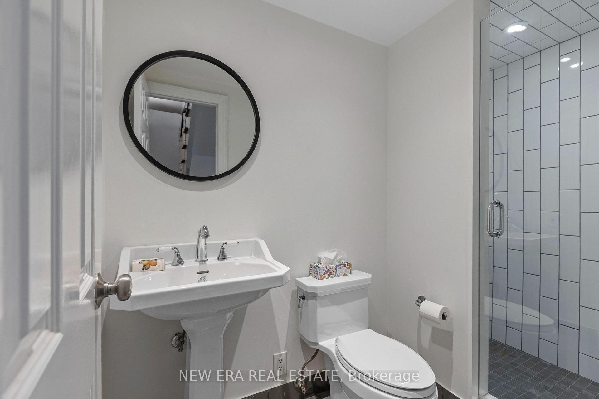 Photo 37 of 171 Glengrove Avenue W, Toronto, Lawrence Park South — HOMEH