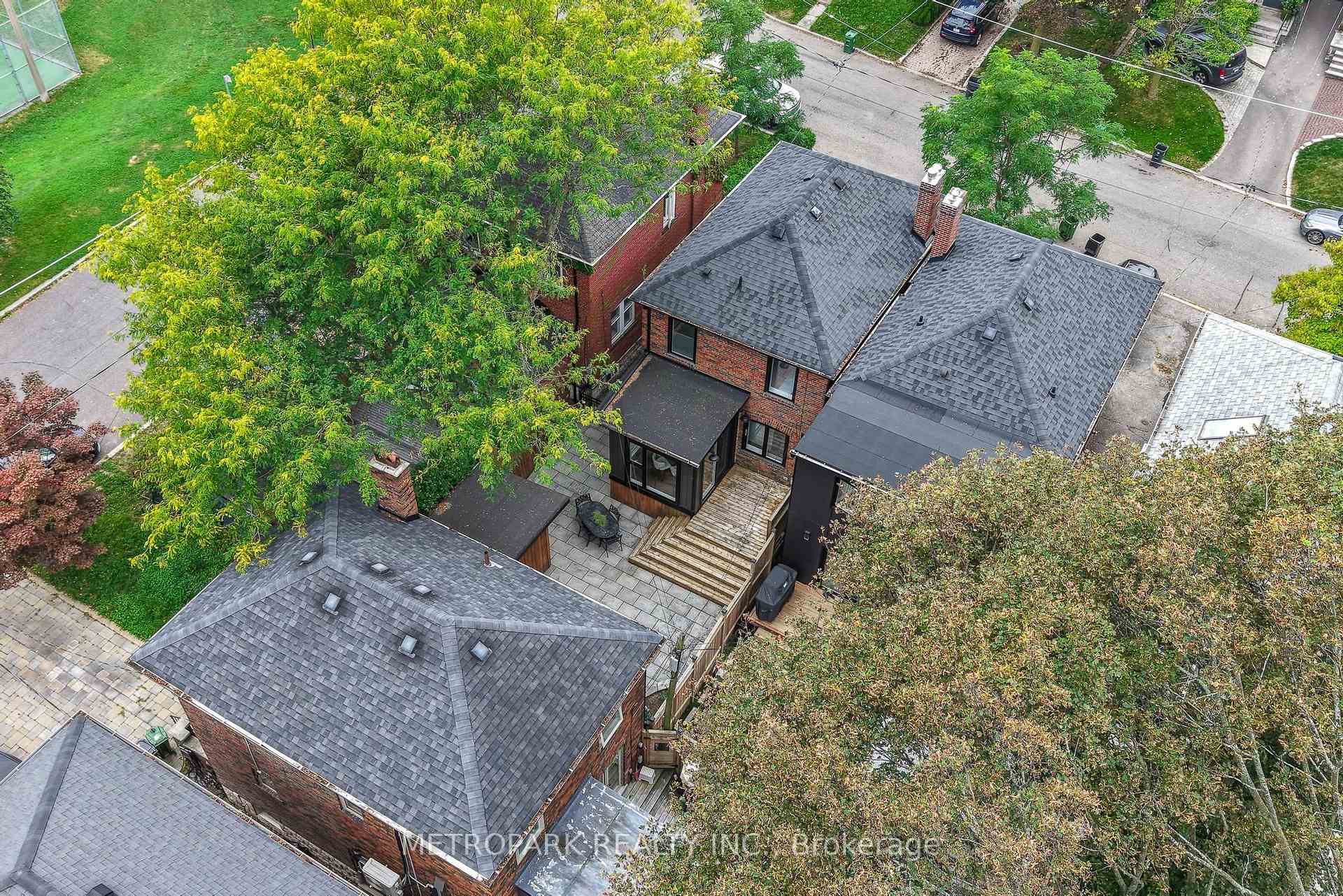 Photo 5 of 29 Kappele Avenue, Toronto, Lawrence Park North — HOMEH