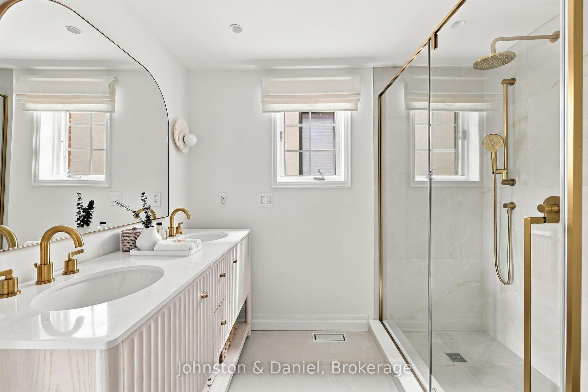 Photo 23 of 72 Gormley Avenue, Toronto, Yonge-St. Clair — HOMEH