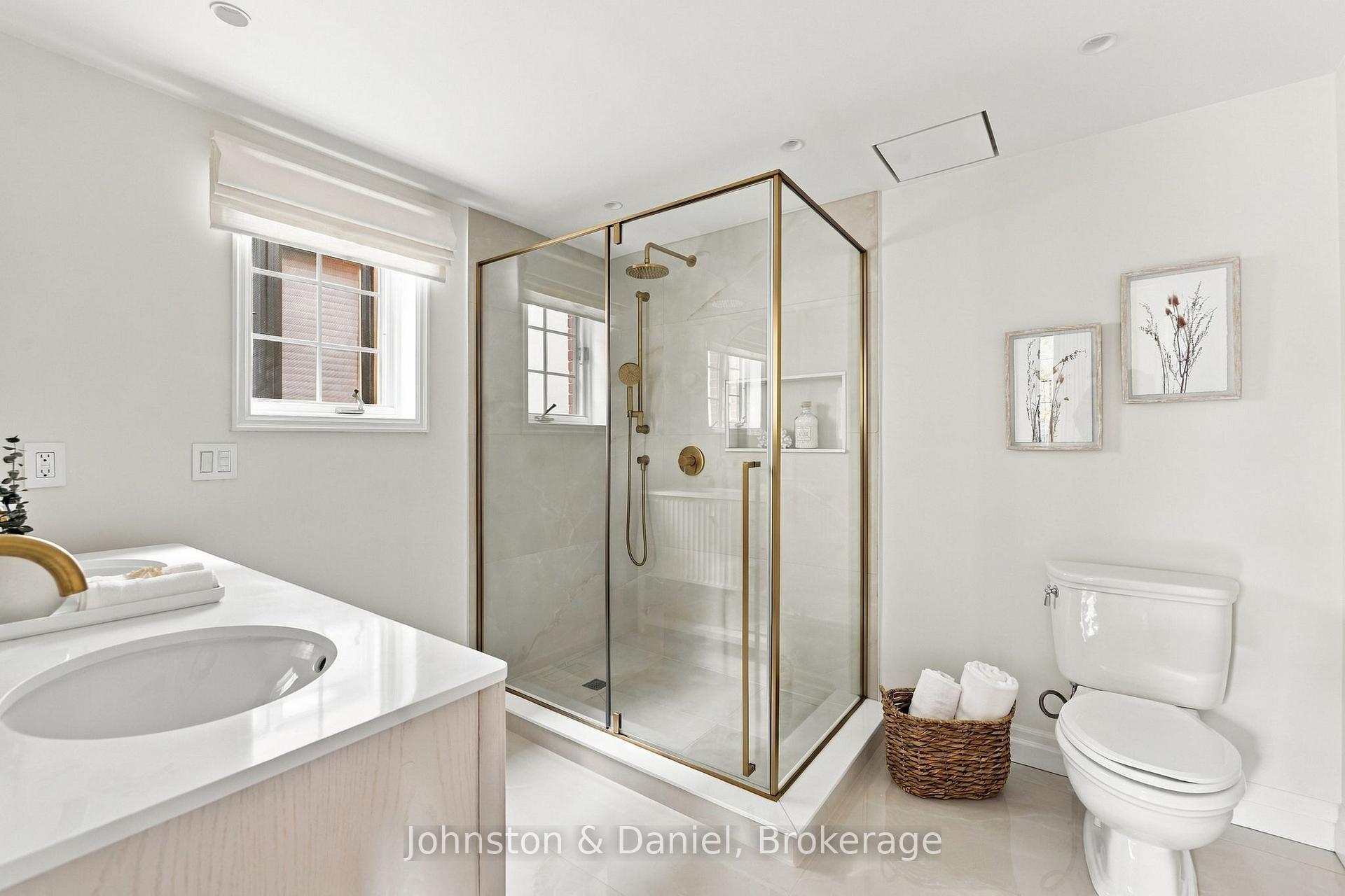 Photo 22 of 72 Gormley Avenue, Toronto, Yonge-St. Clair — HOMEH
