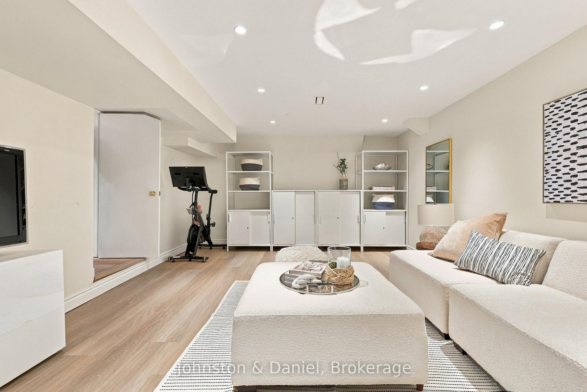 Photo 36 of 72 Gormley Avenue, Toronto, Yonge-St. Clair — HOMEH