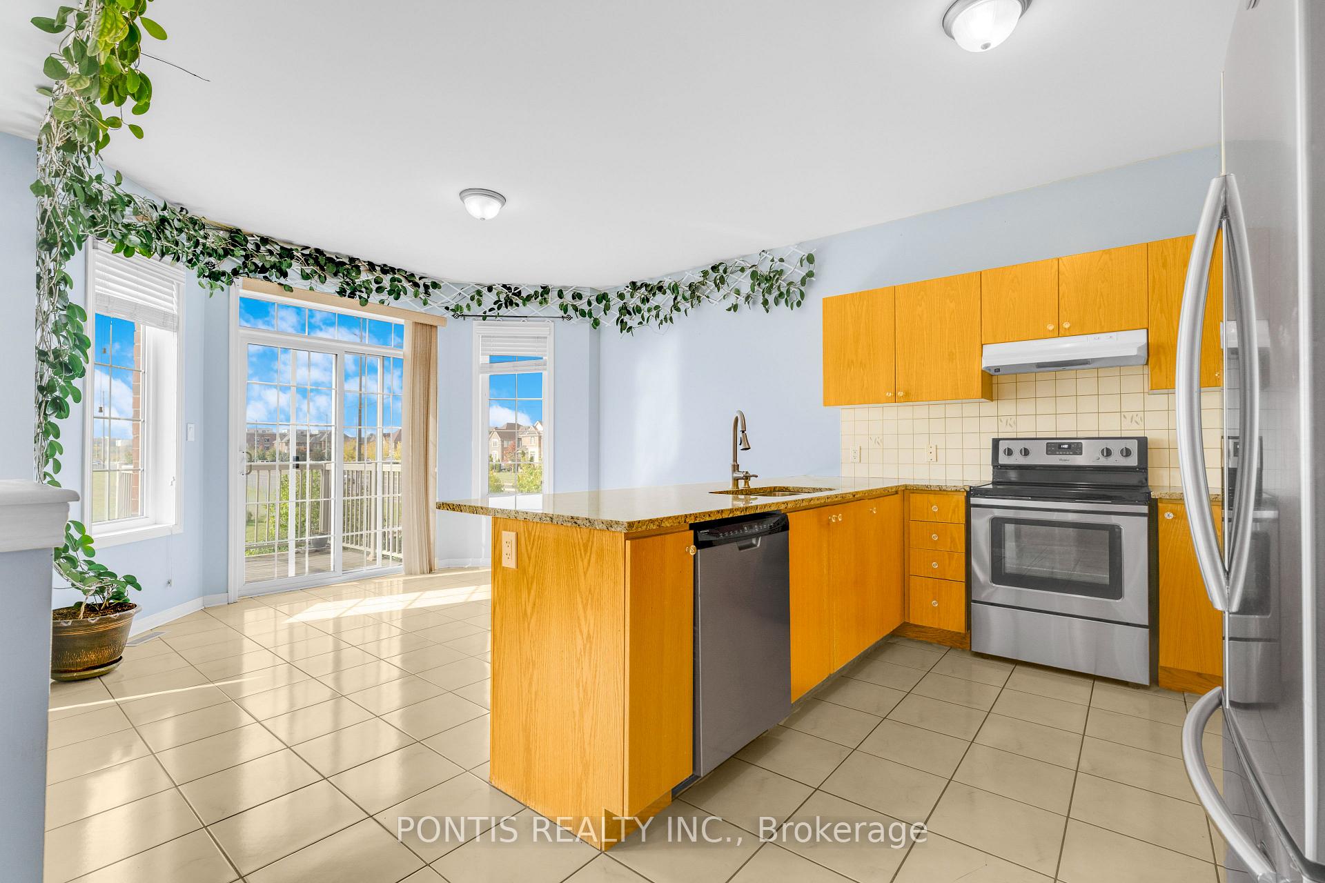 Photo 14 of 14 Arrowstone Court, Brampton, Sandringham-Wellington — HOMEH