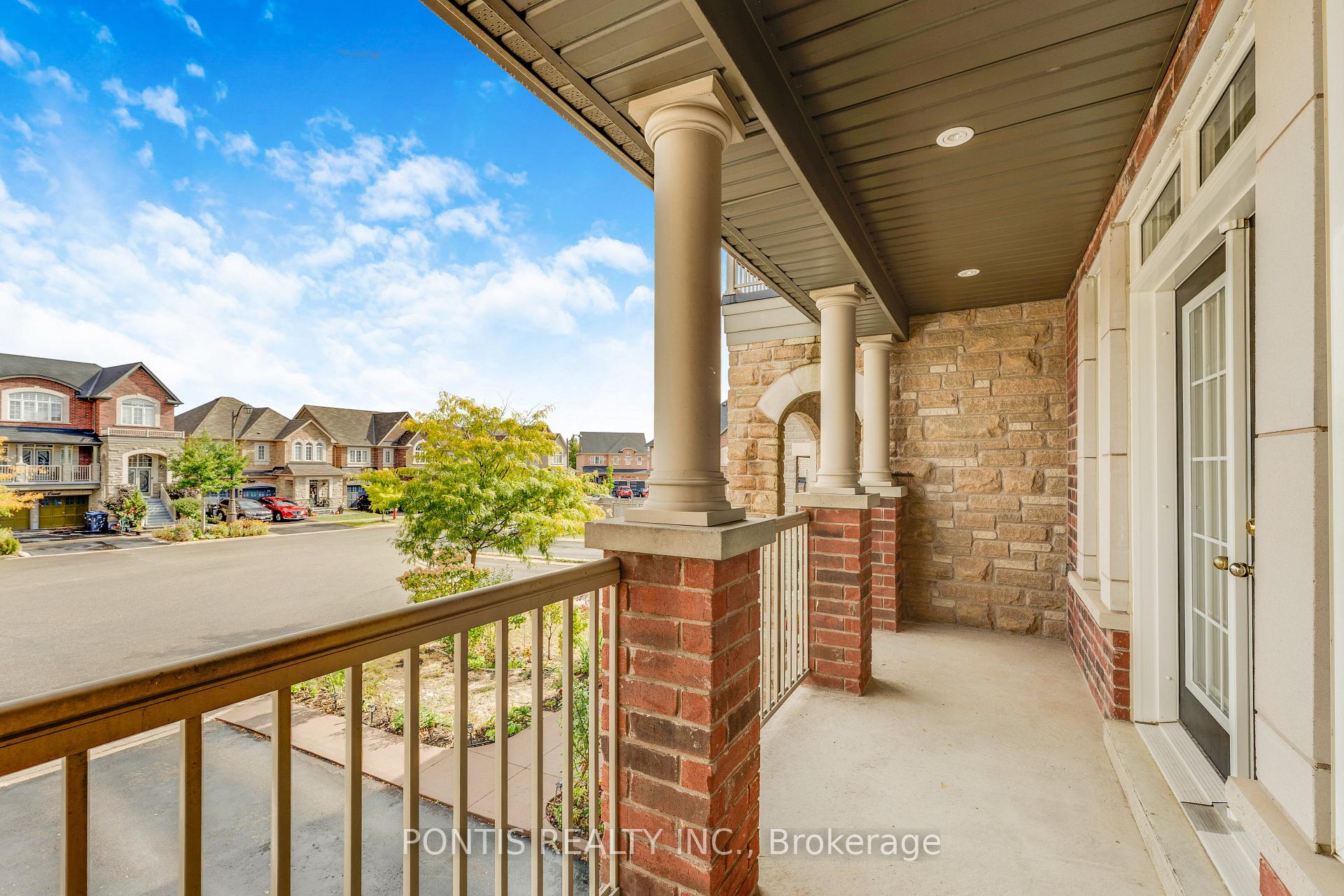 Photo 19 of 14 Arrowstone Court, Brampton, Sandringham-Wellington — HOMEH