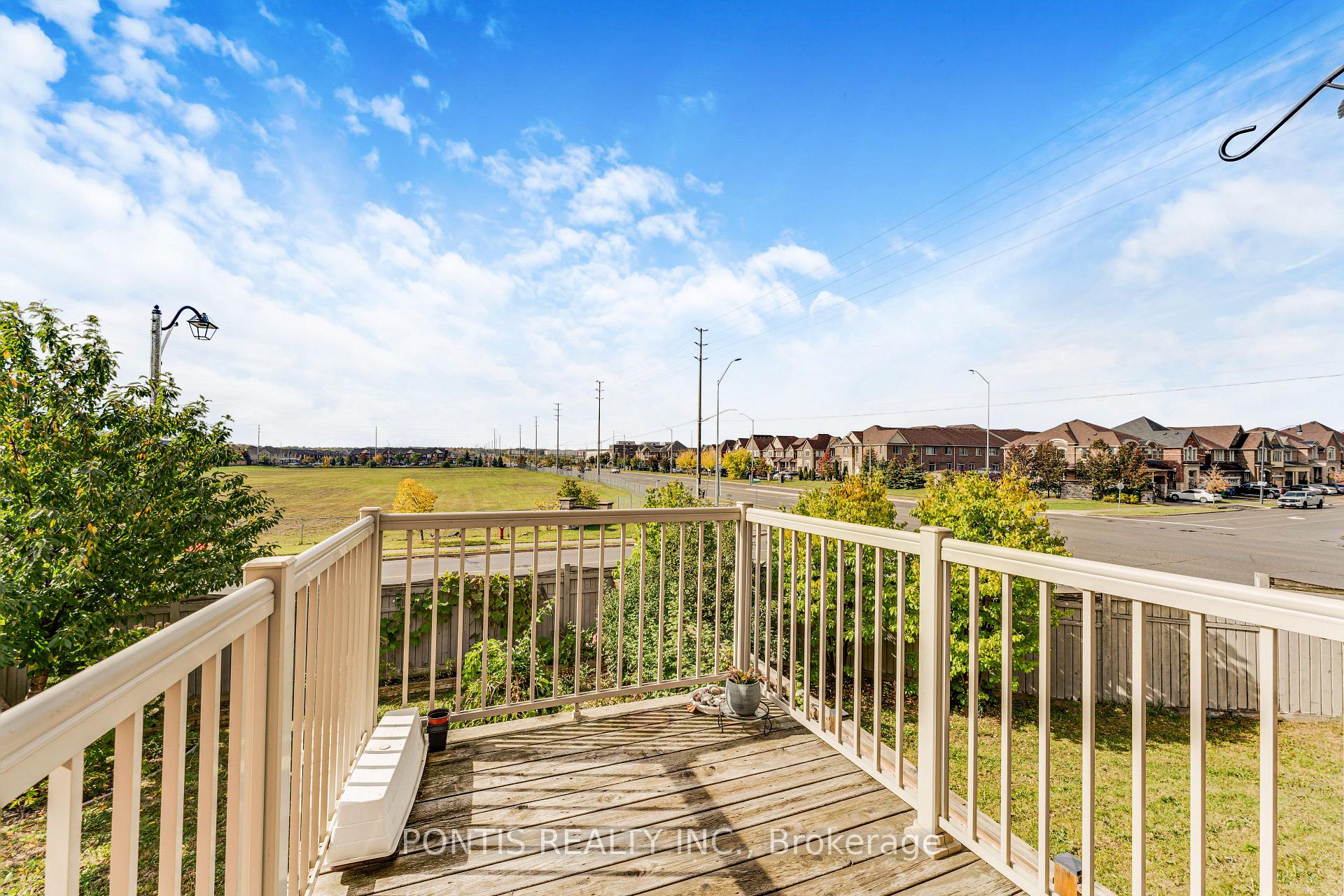 Photo 20 of 14 Arrowstone Court, Brampton, Sandringham-Wellington — HOMEH