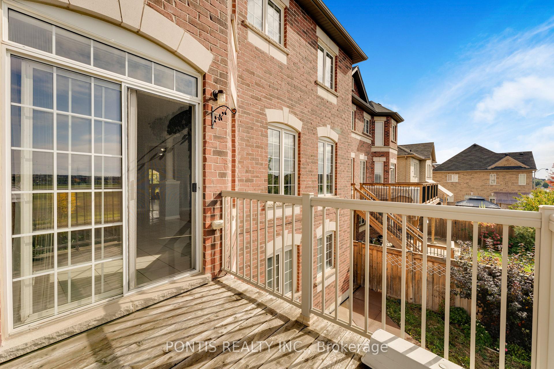 Photo 21 of 14 Arrowstone Court, Brampton, Sandringham-Wellington — HOMEH