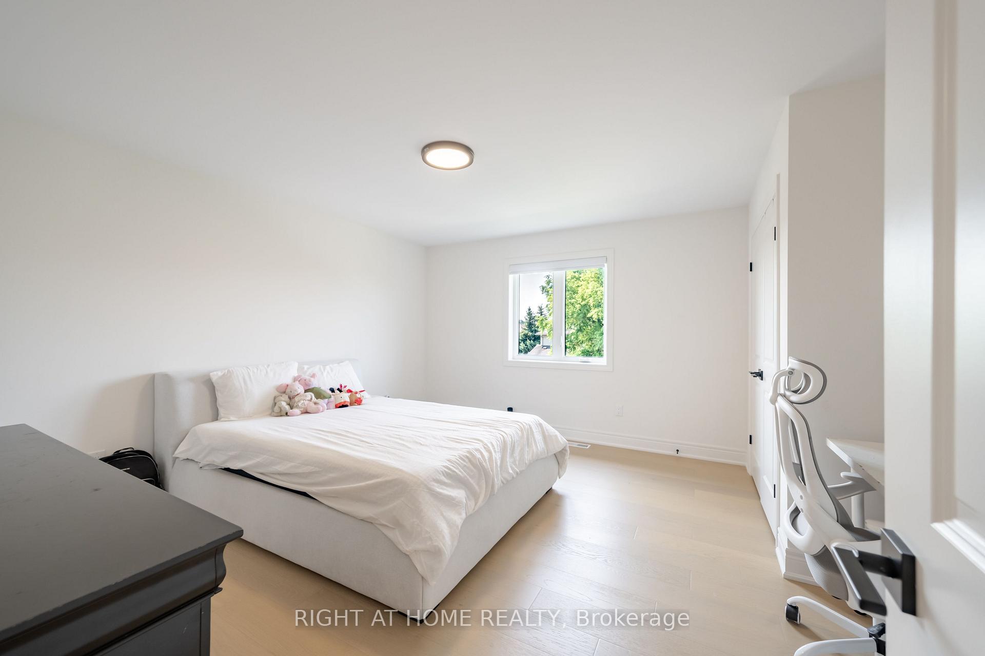 Photo 38 of 34 Hampshire Place, Hamilton, Stoney Creek Mountain — HOMEH