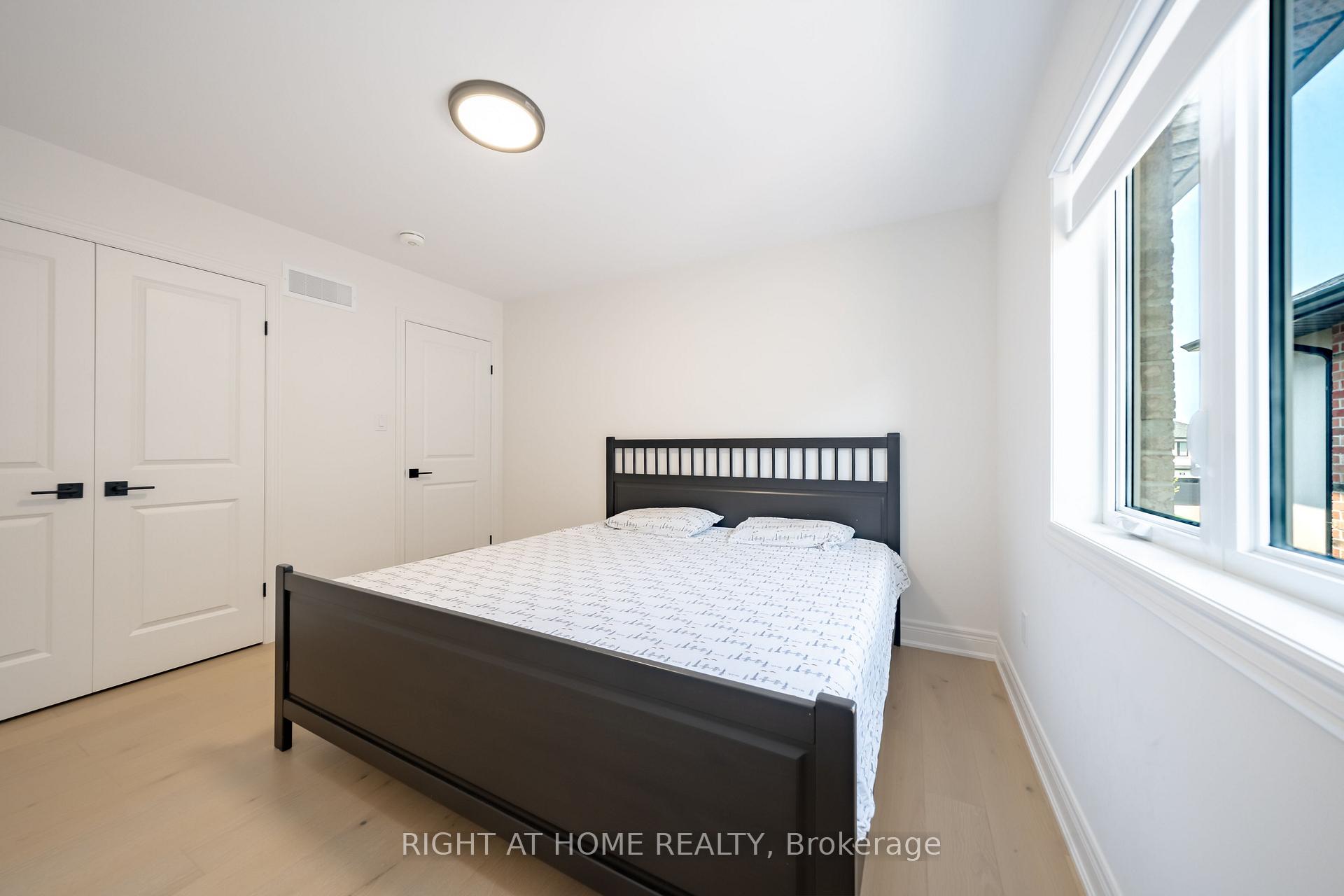 Photo 41 of 34 Hampshire Place, Hamilton, Stoney Creek Mountain — HOMEH