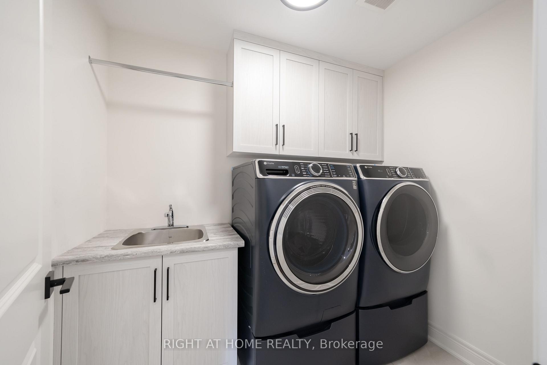 Photo 42 of 34 Hampshire Place, Hamilton, Stoney Creek Mountain — HOMEH