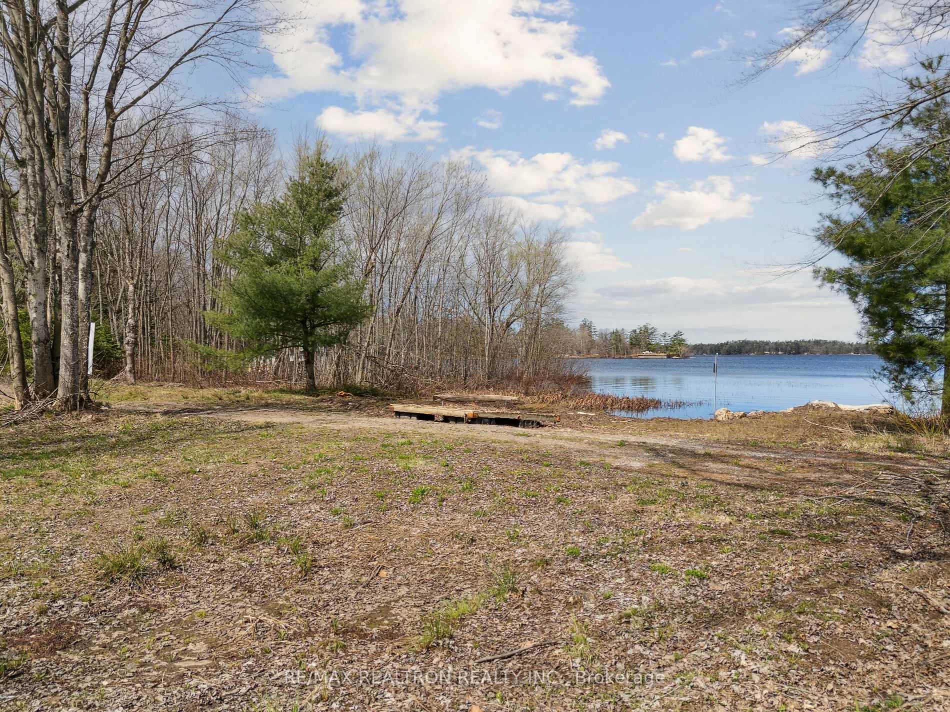 Photo 2 of 1084A Wenona Lodge Road, Gravenhurst, Morrison — HOMEH