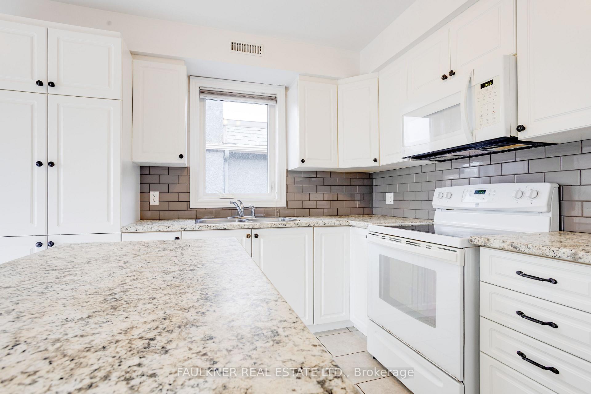Photo 18 of 216 Carillon Street, Ottawa, Vanier — HOMEH