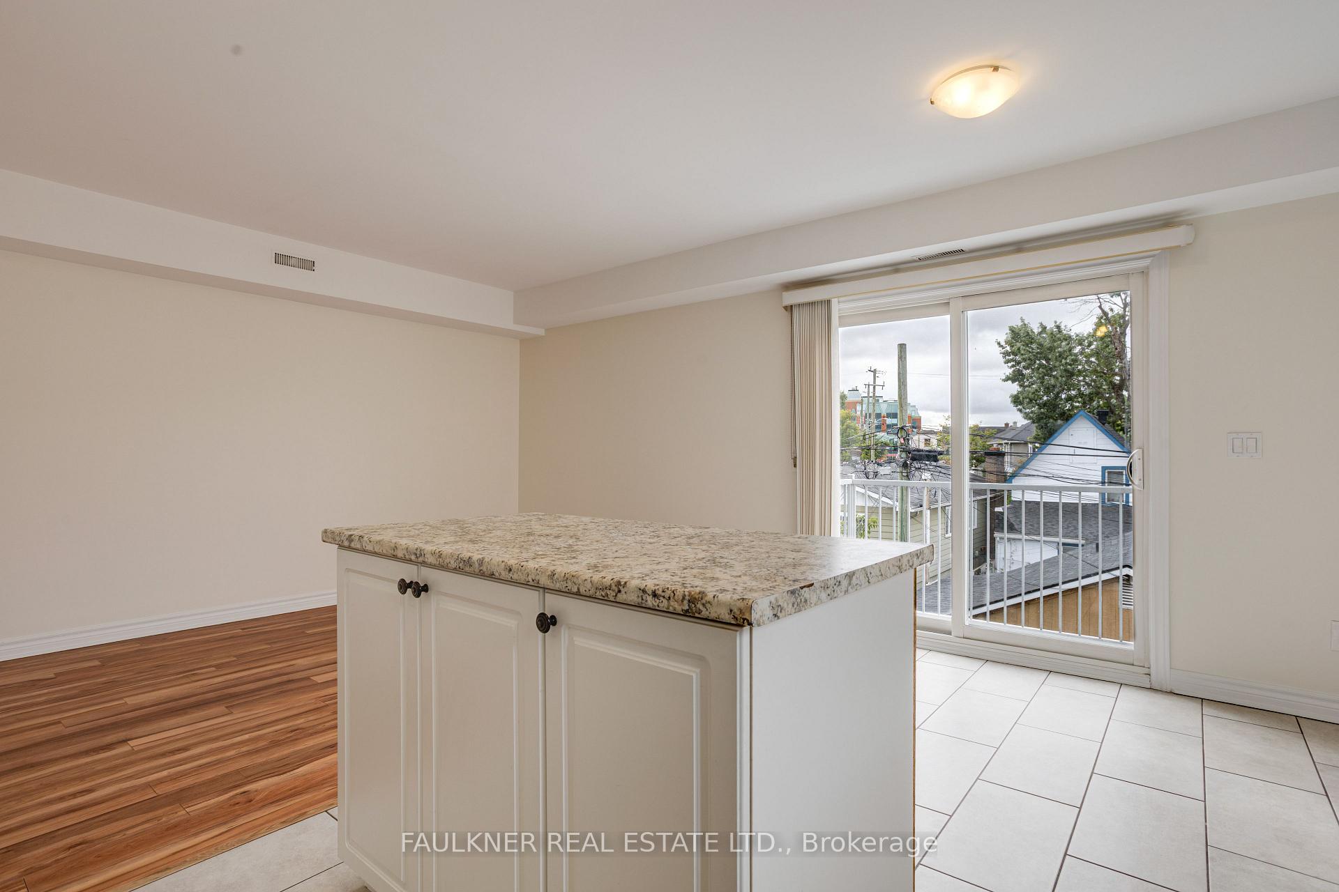 Photo 22 of 216 Carillon Street, Ottawa, Vanier — HOMEH