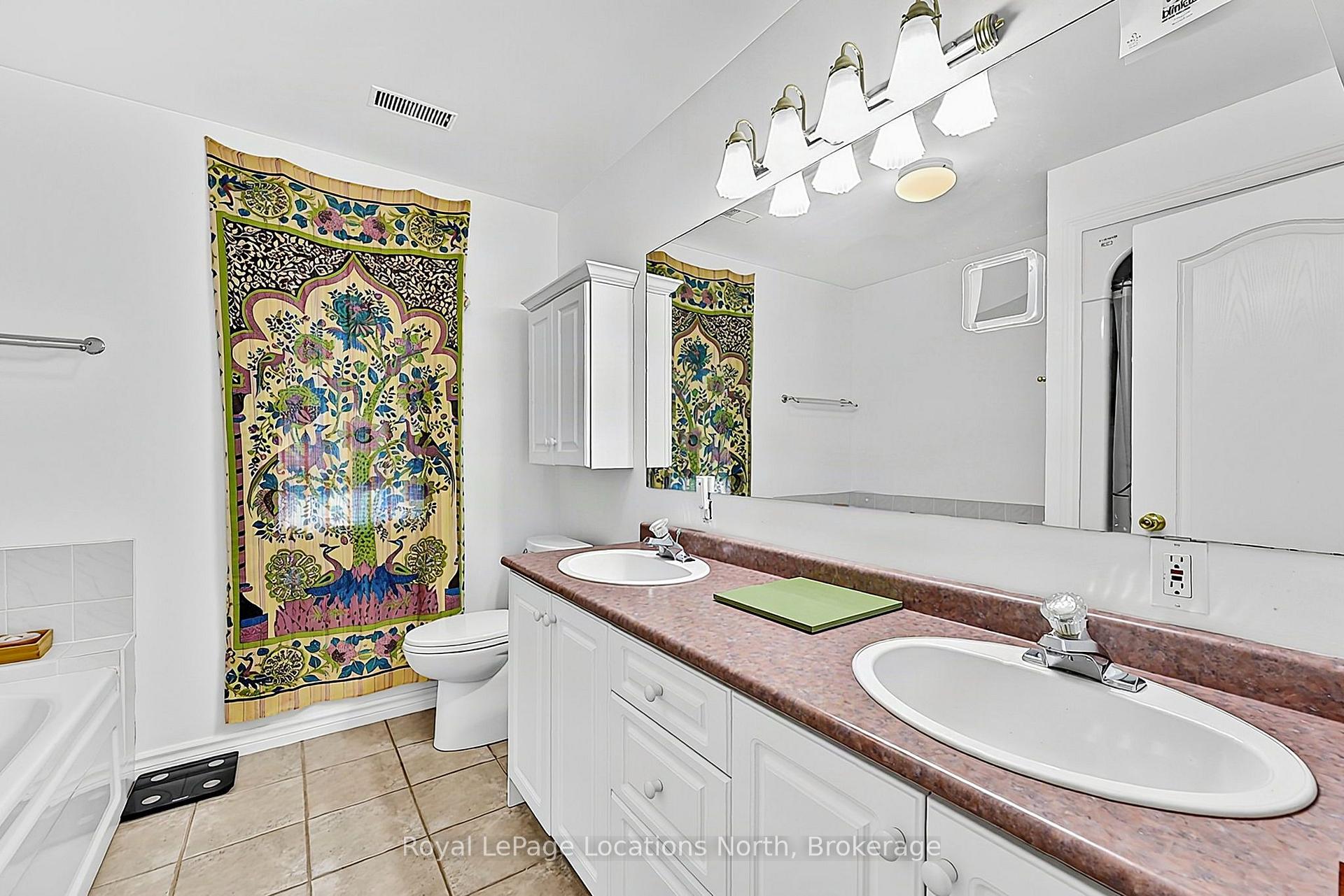 Photo 26 of 39 Forest Drive, Collingwood — HOMEH