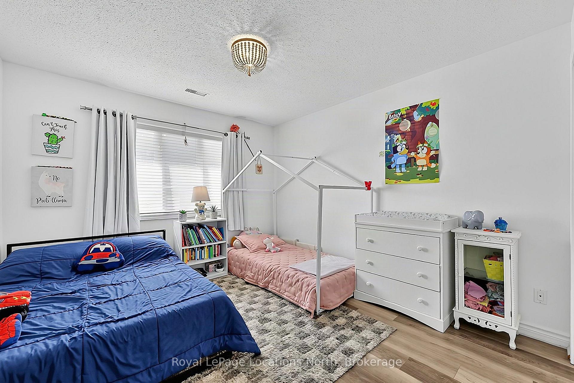 Photo 30 of 39 Forest Drive, Collingwood — HOMEH