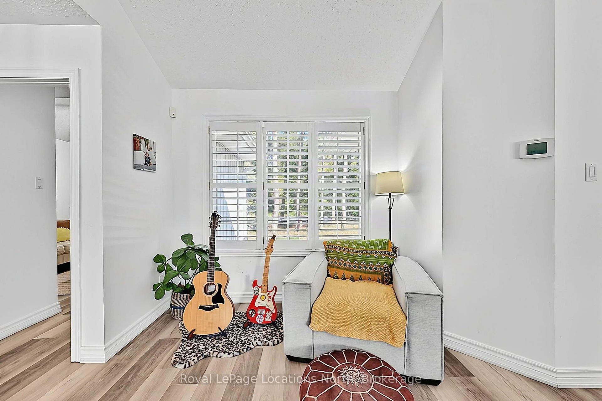 Photo 11 of 39 Forest Drive, Collingwood — HOMEH